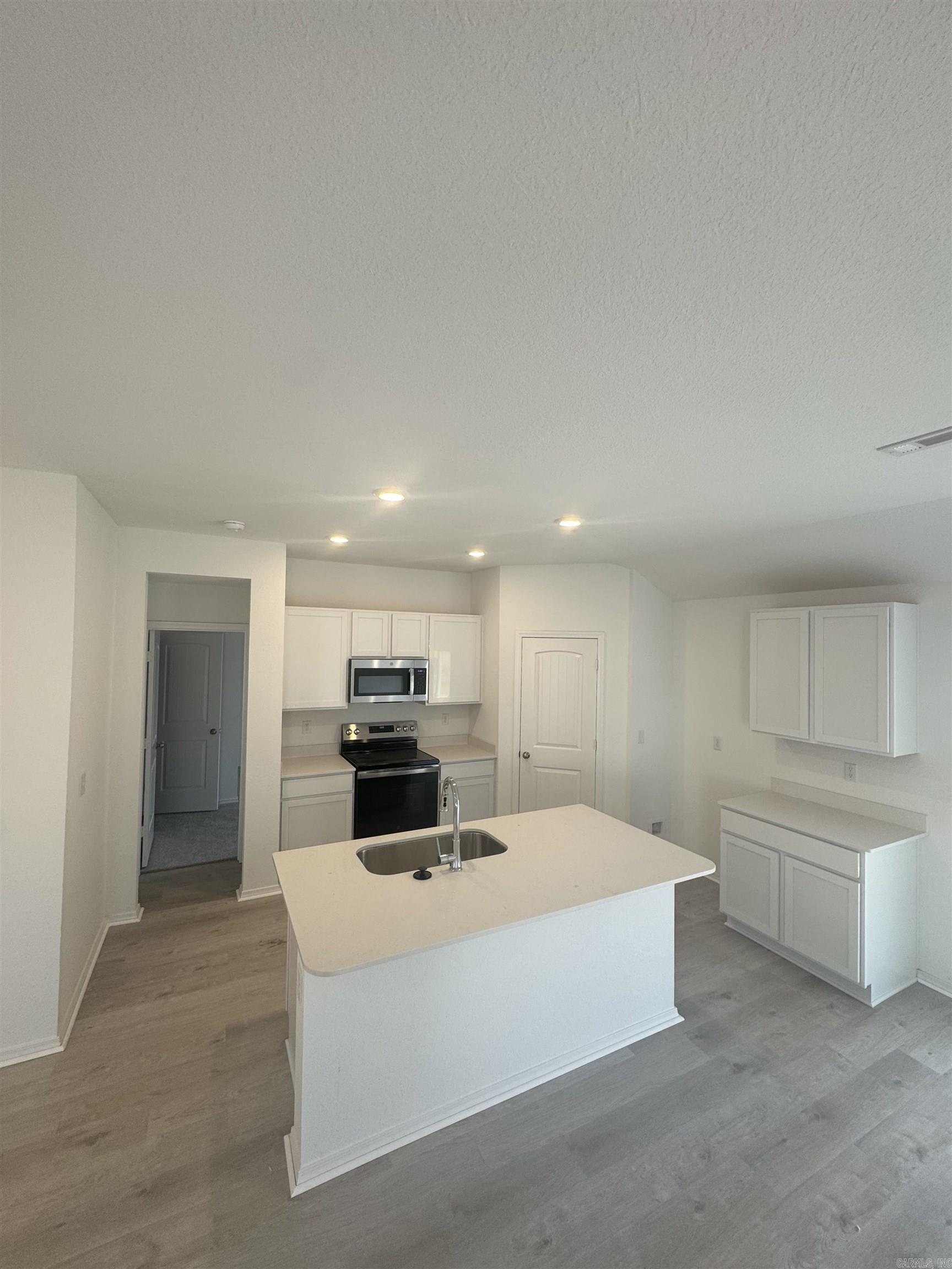 THE MEADOWS - Residential