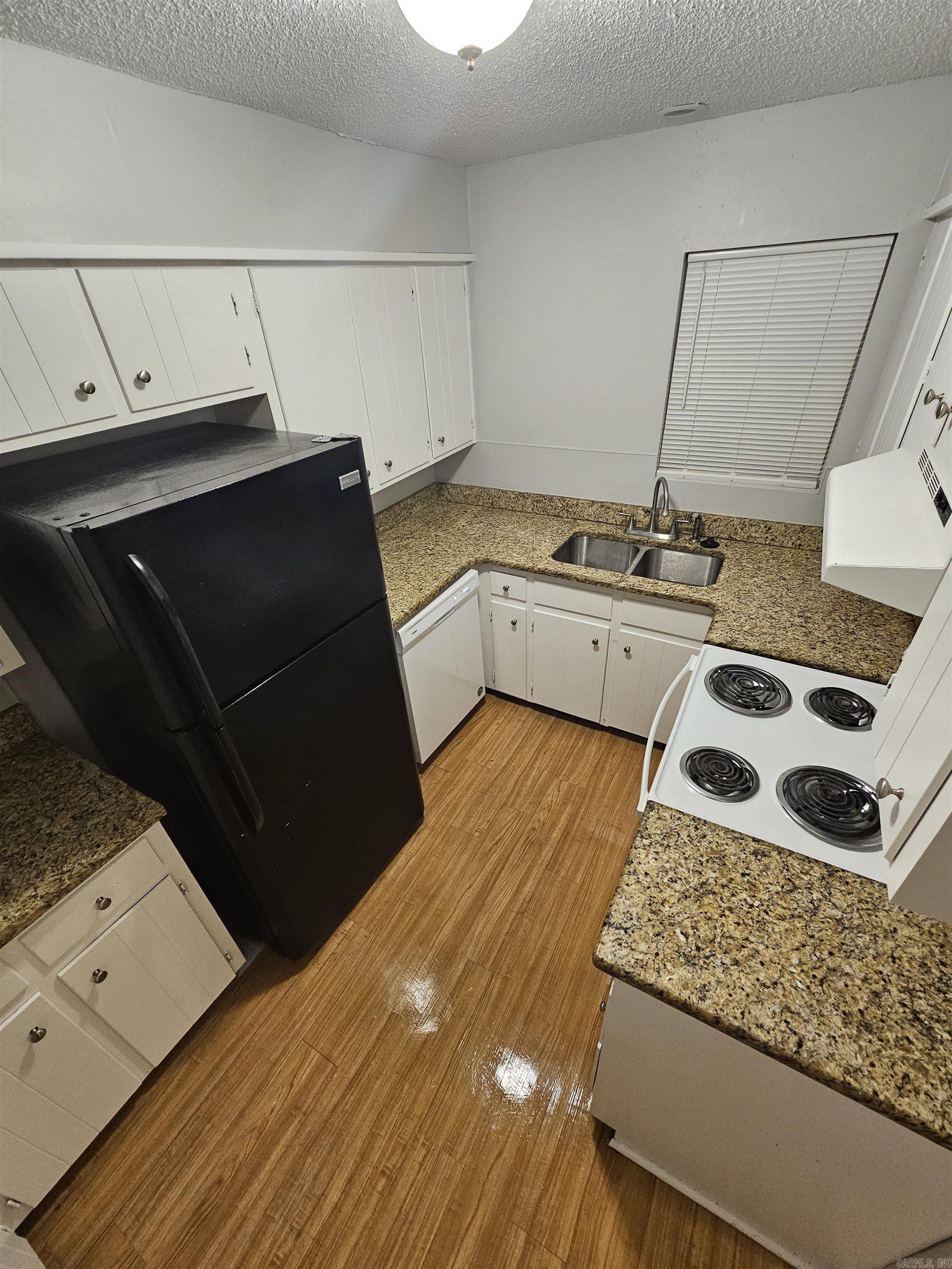 Pike Plaza Heights - Residential Lease