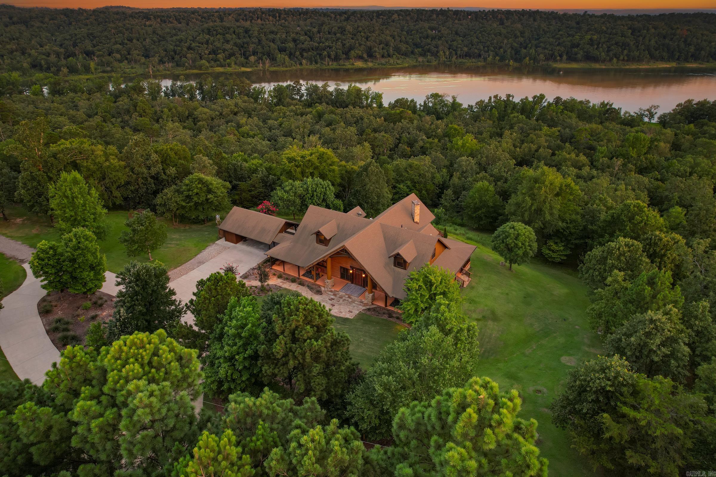 Metes & Bounds - Residential