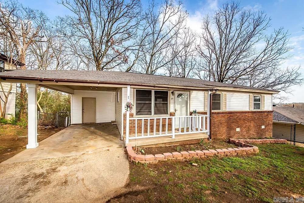 GLENOAKS - Residential