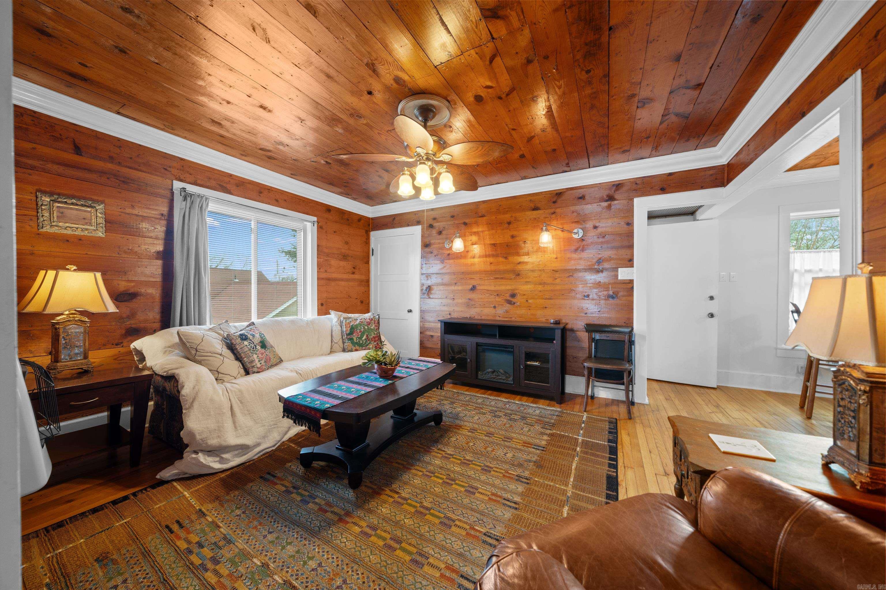 WARRINGTON - Residential