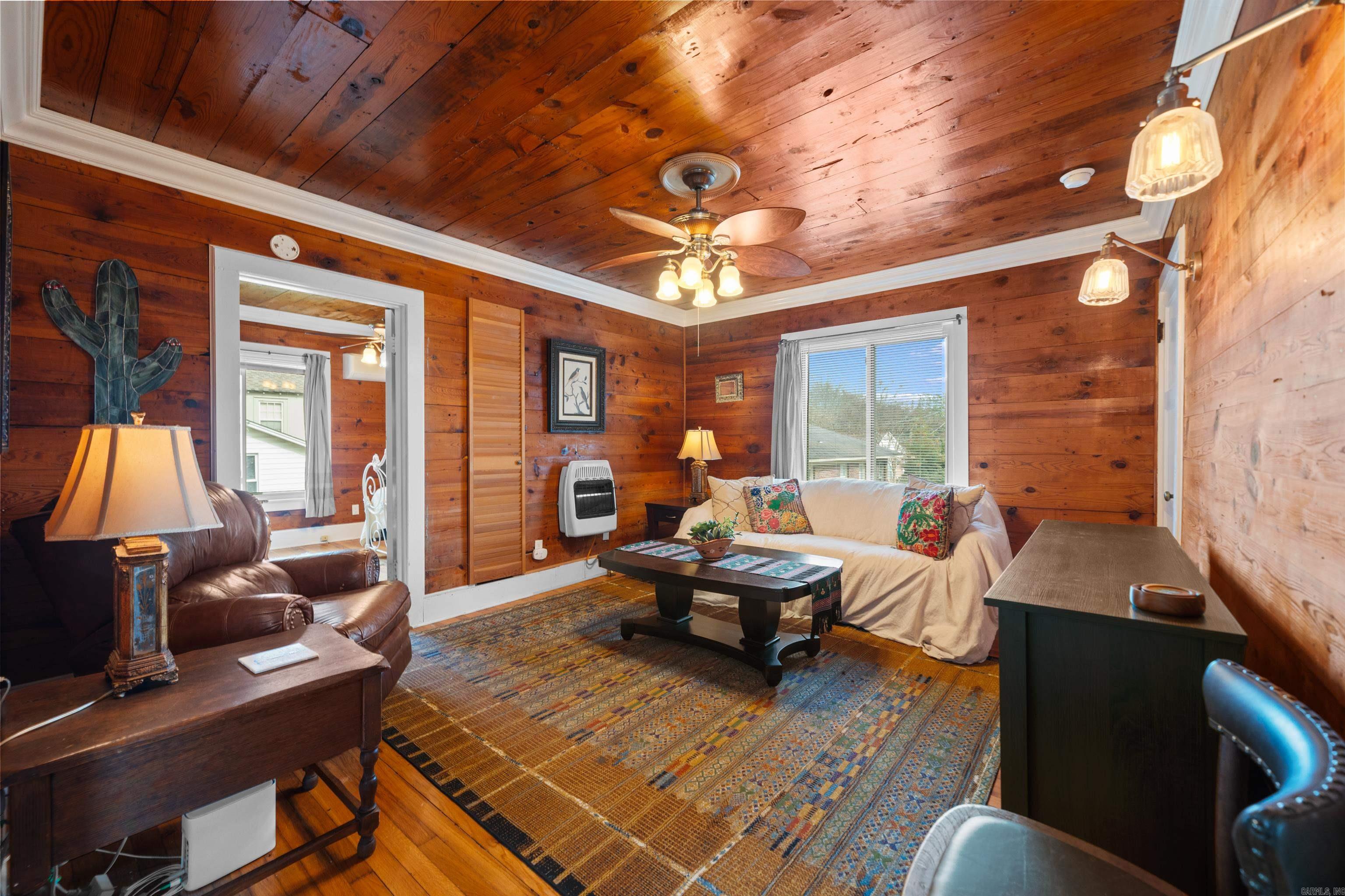 WARRINGTON - Residential