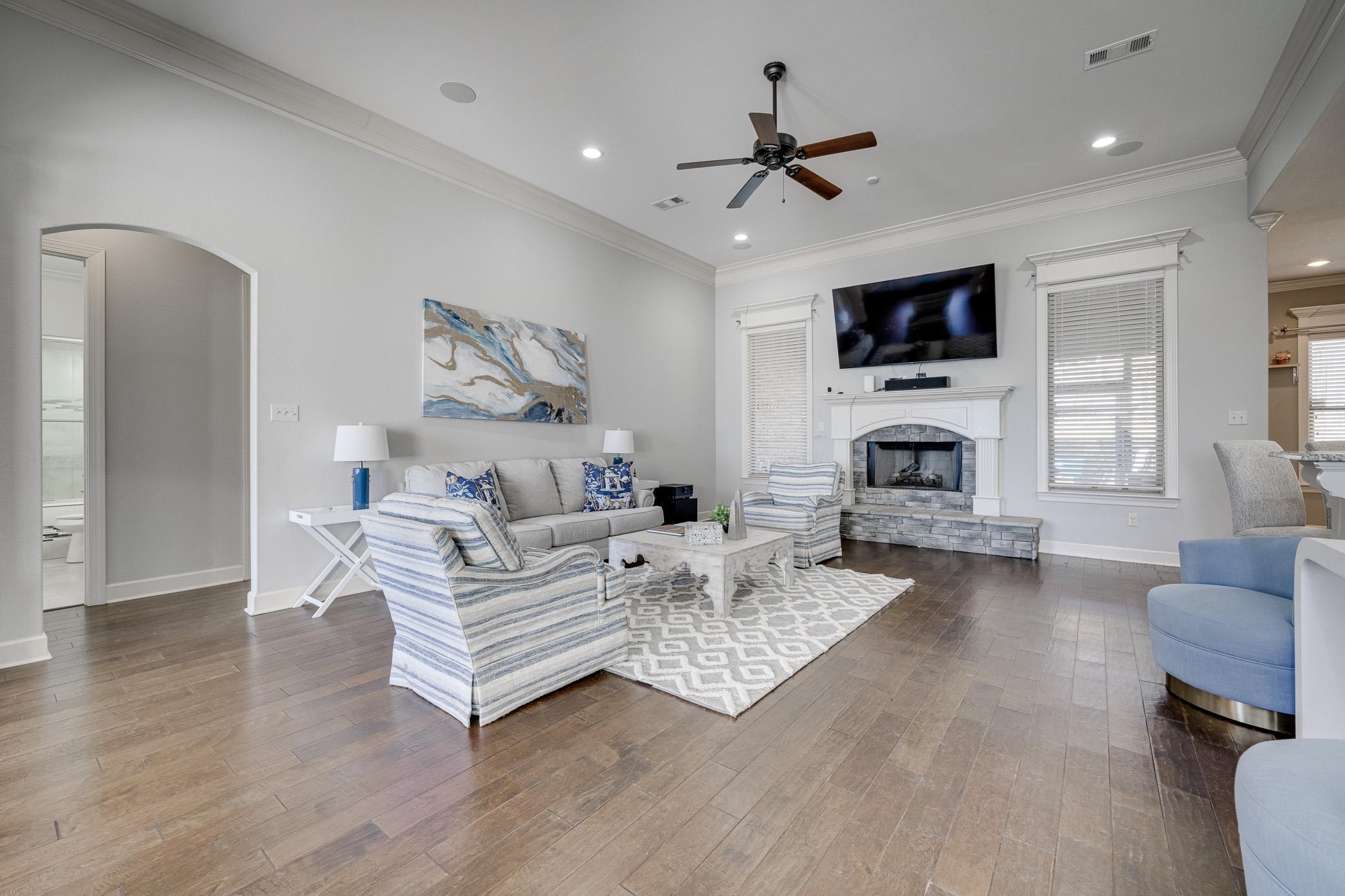 CREEKSIDE ADDN - Residential