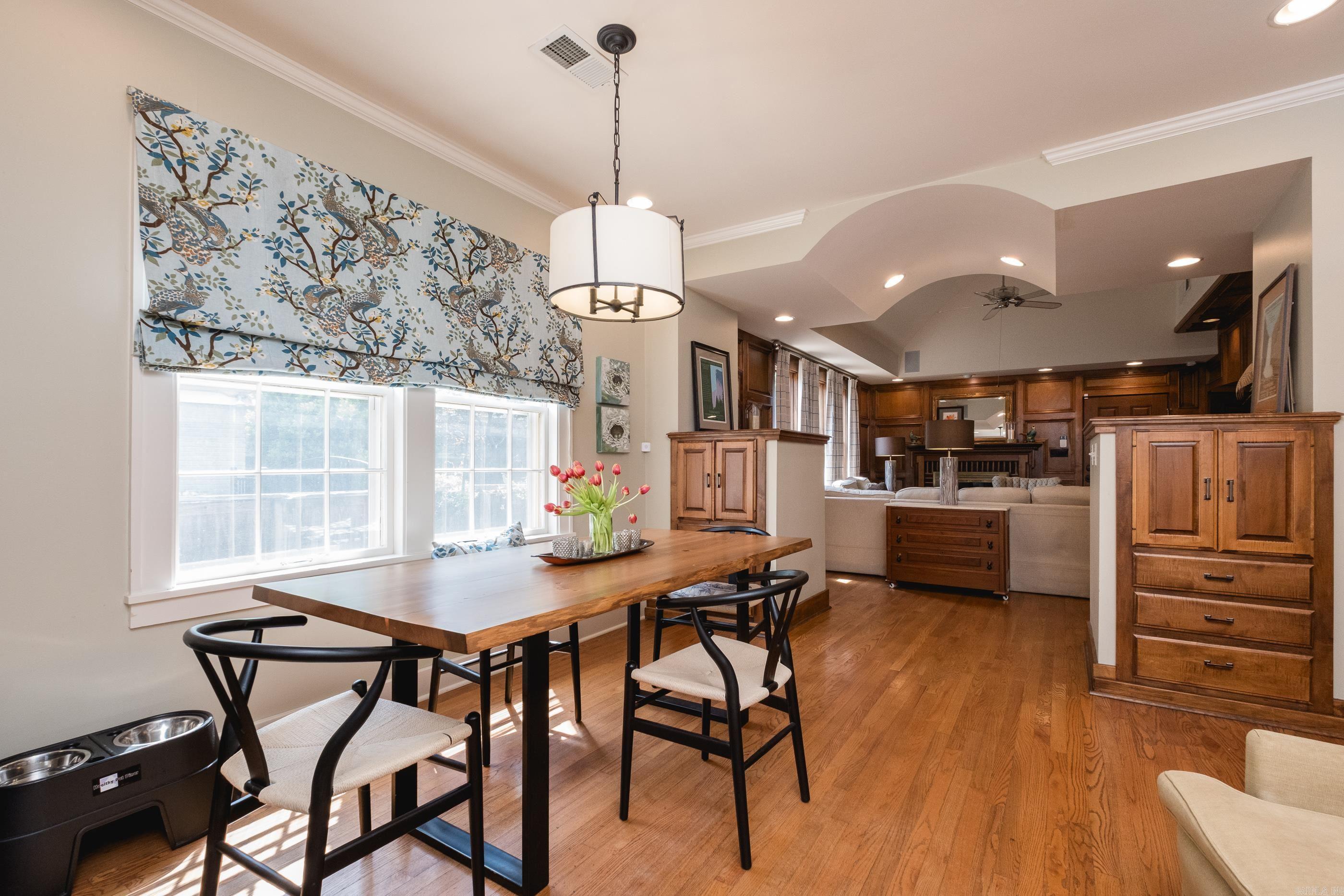 NEWTONS - Residential