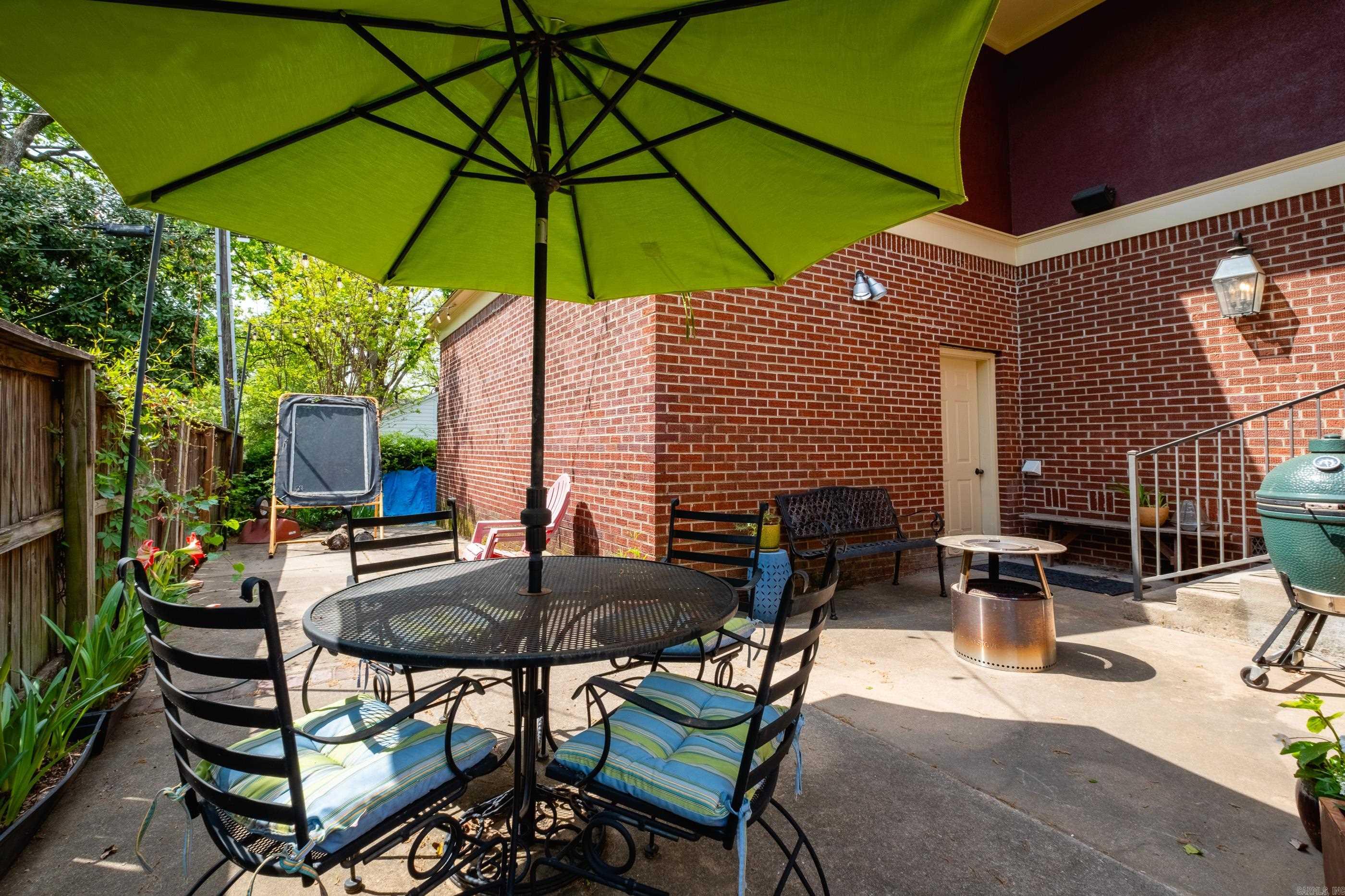 NEWTONS - Residential