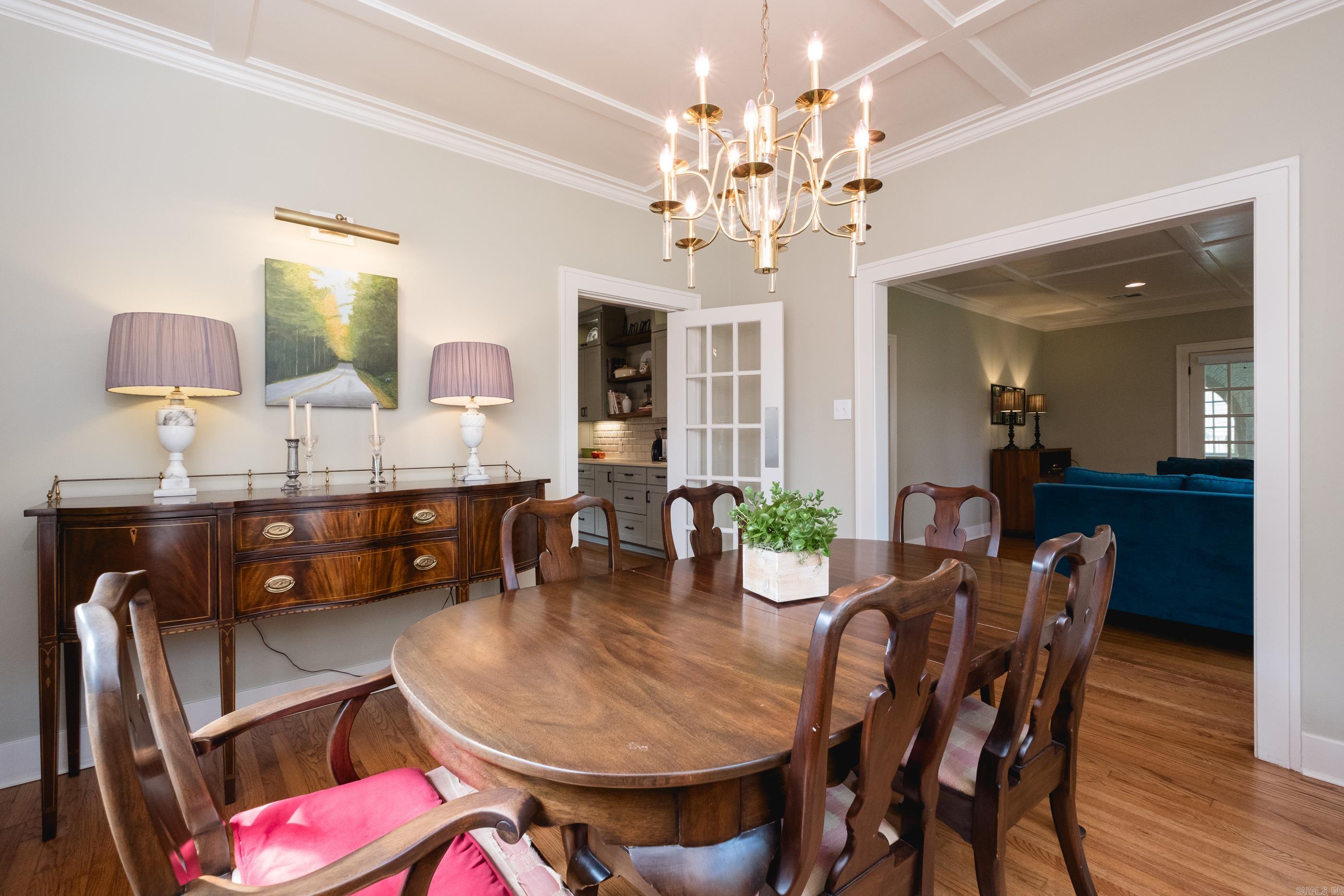 NEWTONS - Residential