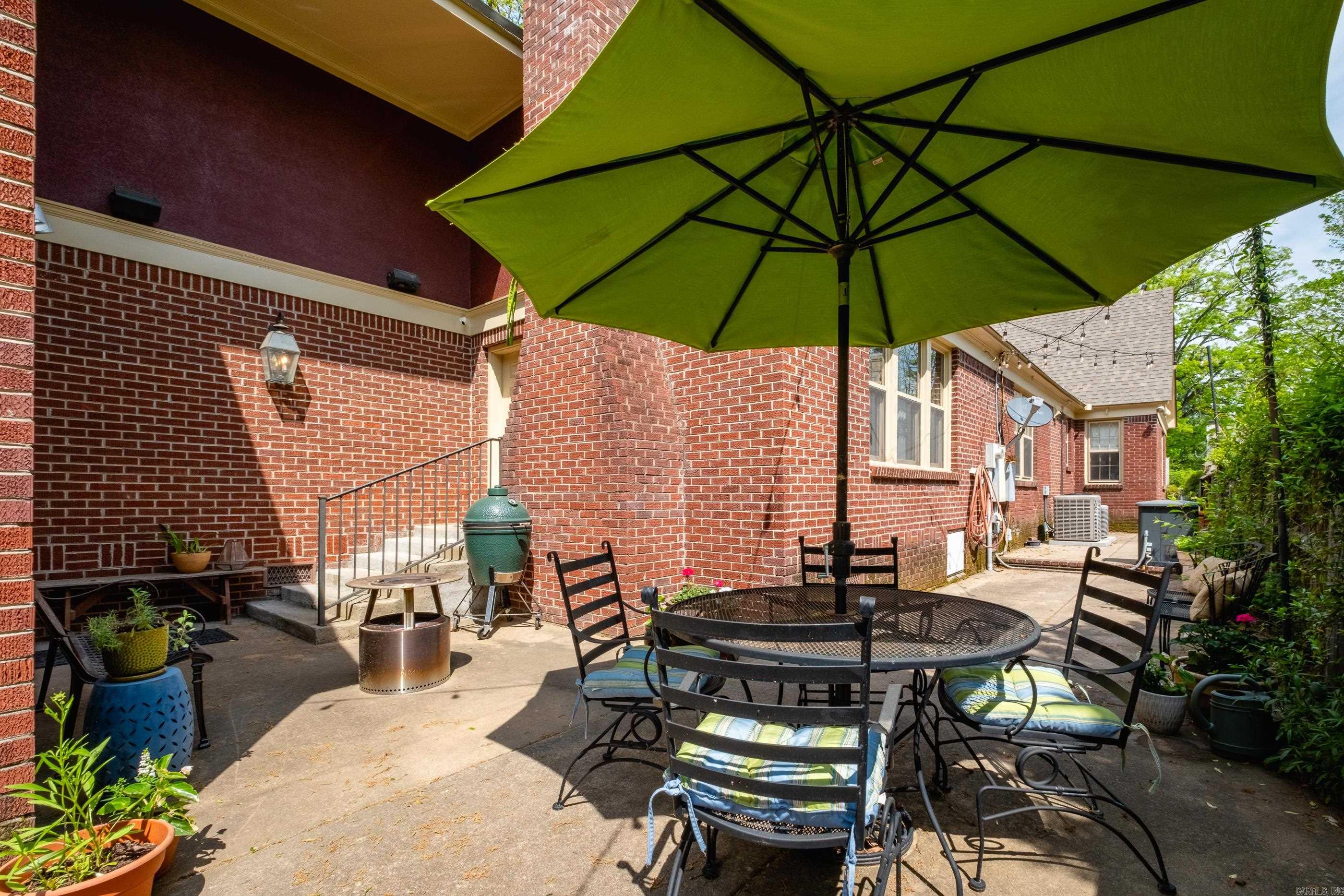 NEWTONS - Residential