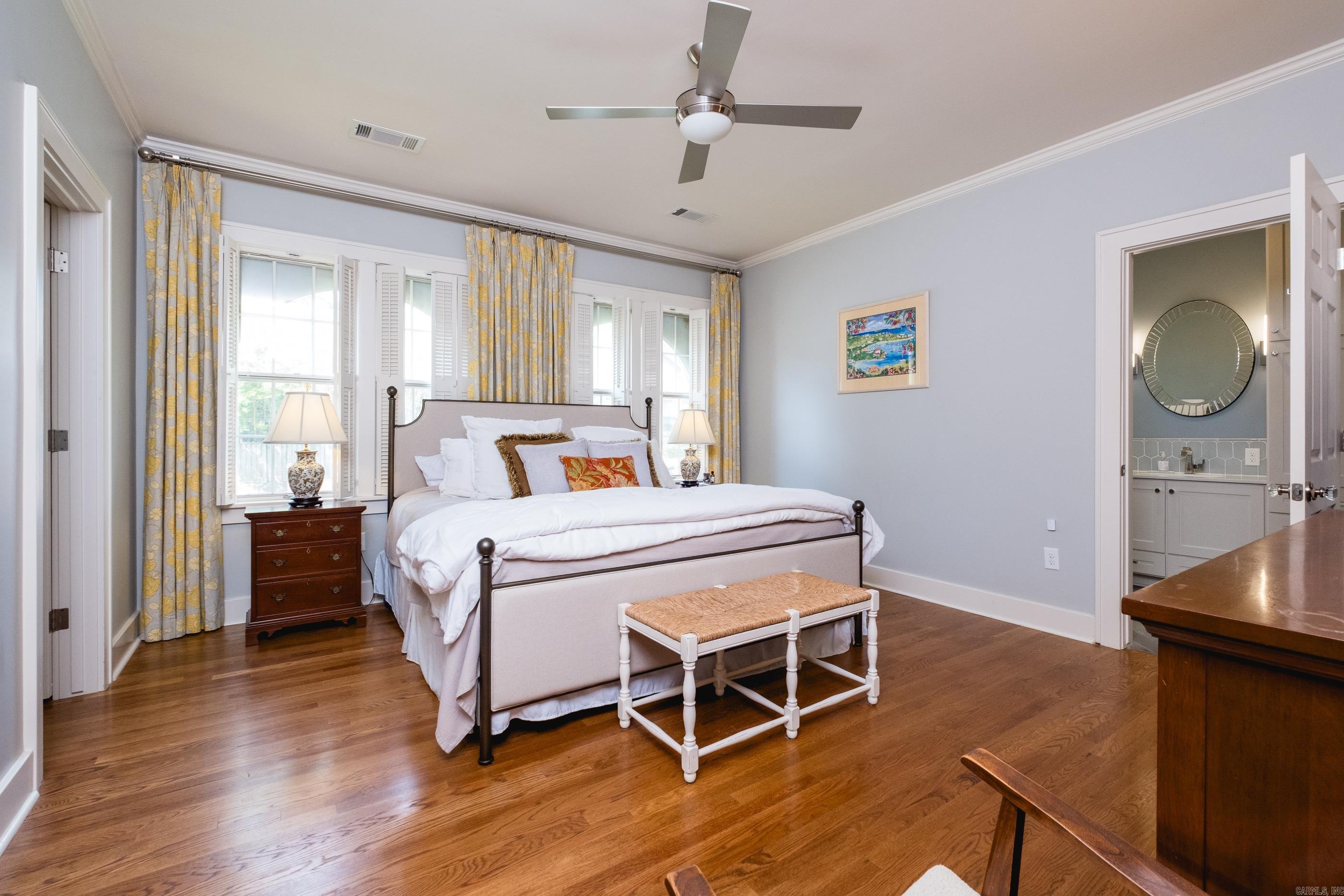 NEWTONS - Residential