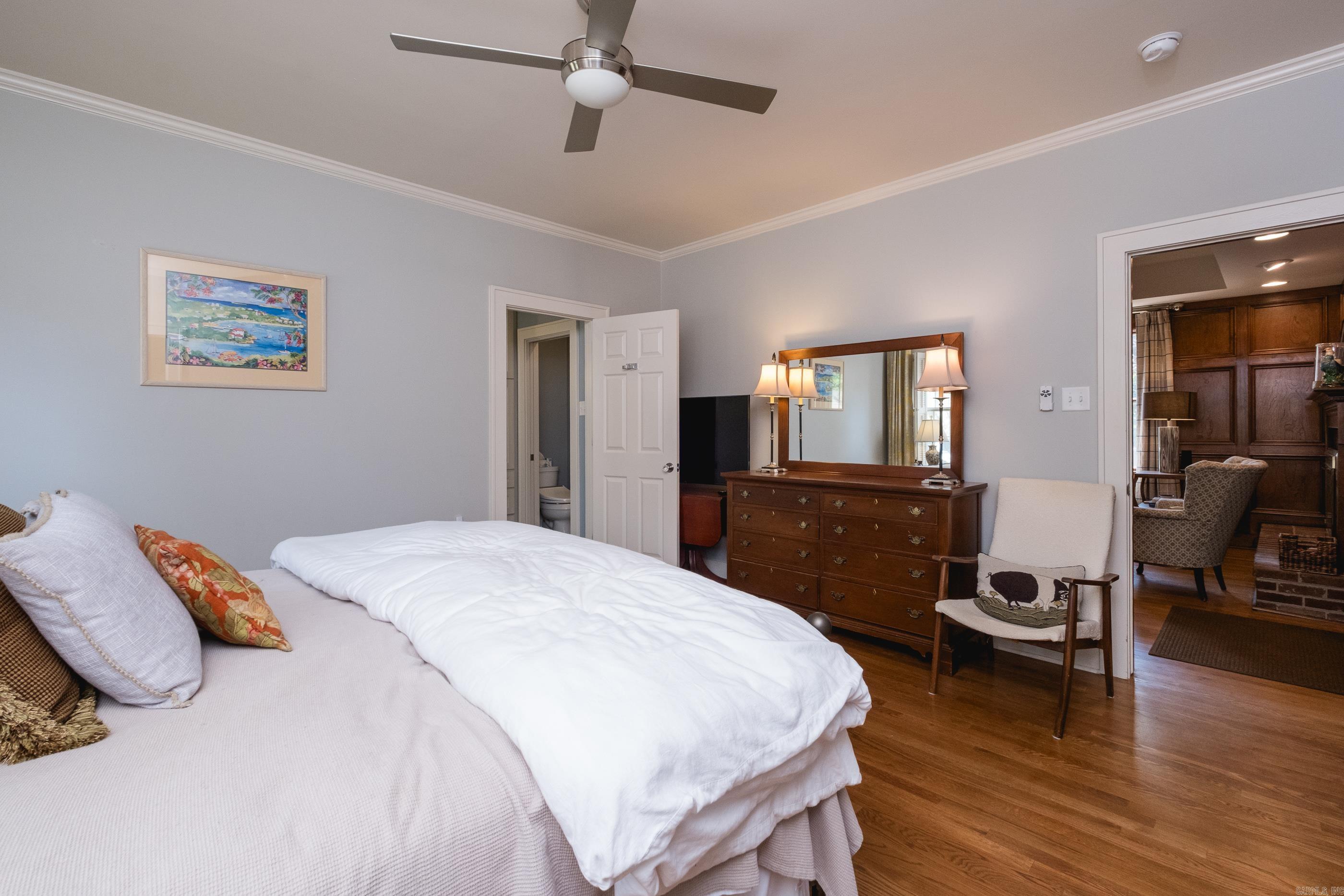 NEWTONS - Residential