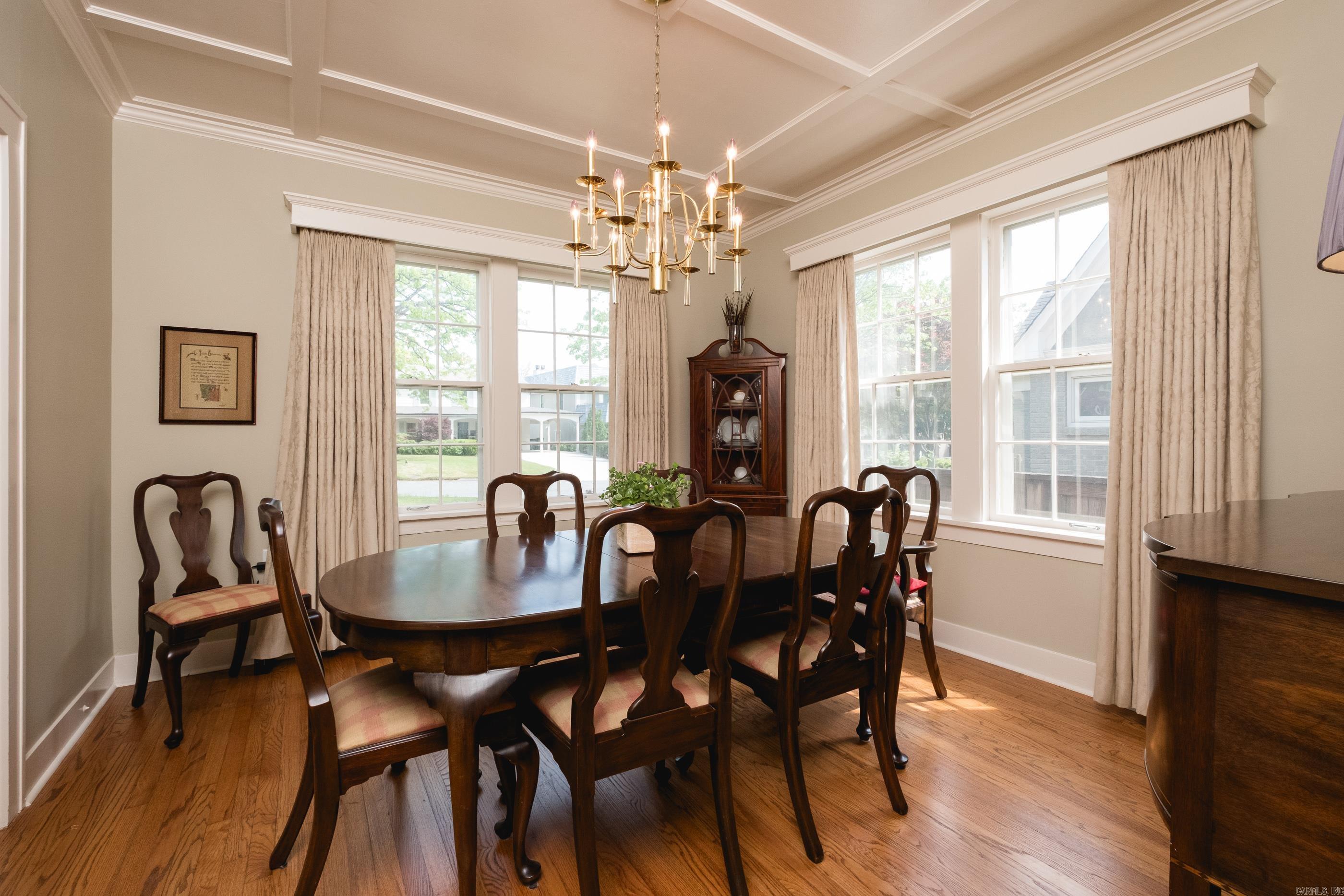 NEWTONS - Residential