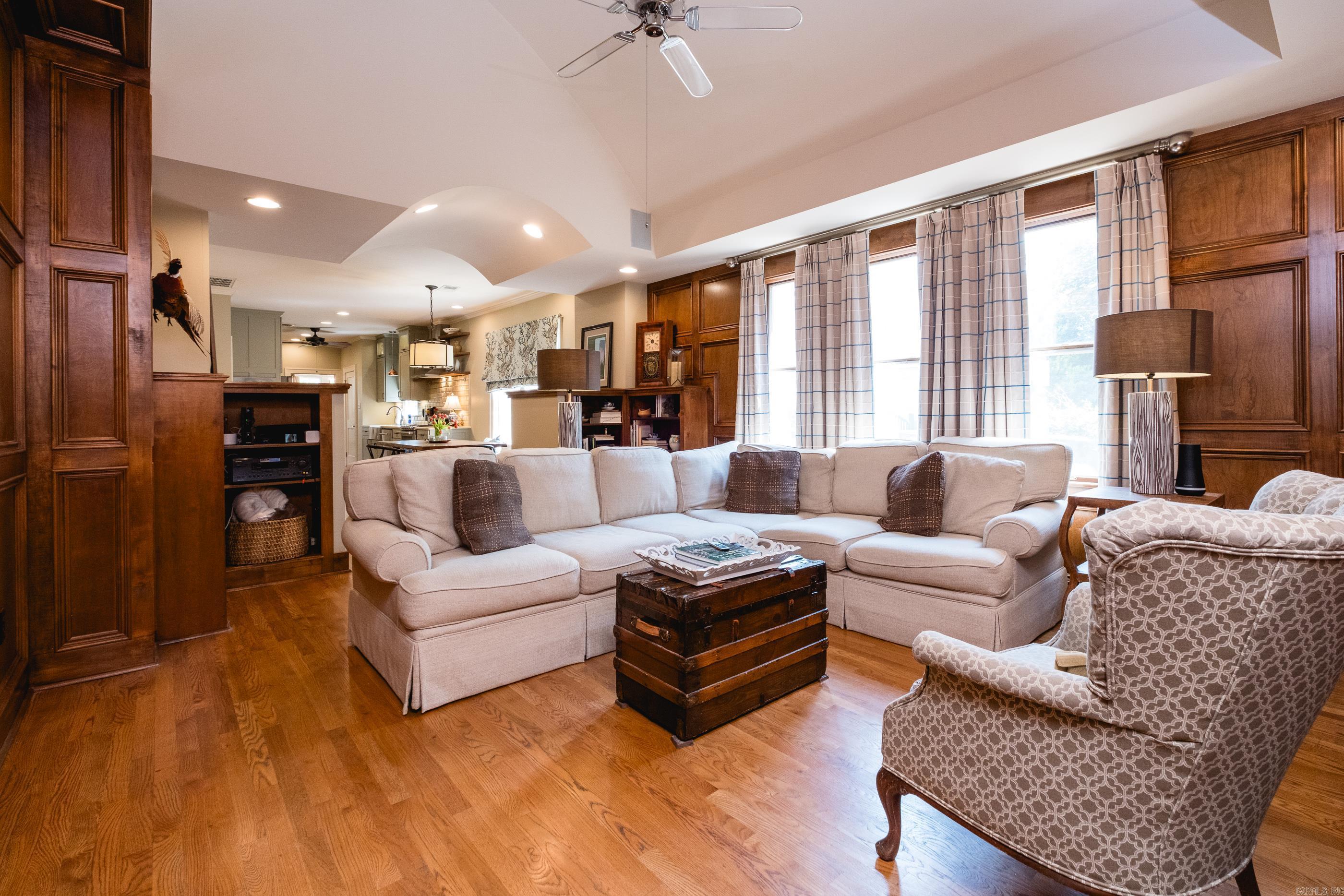 NEWTONS - Residential