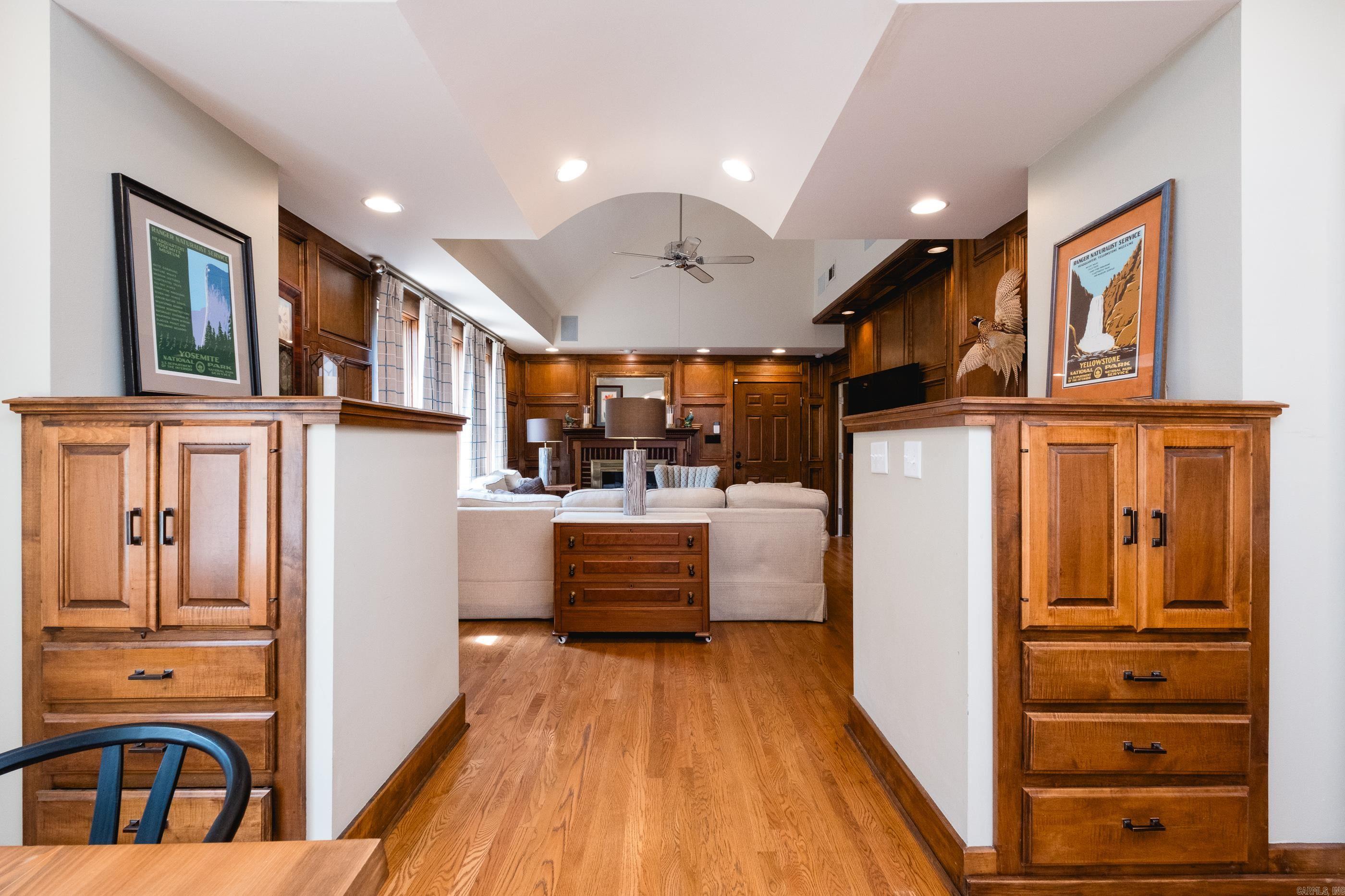 NEWTONS - Residential