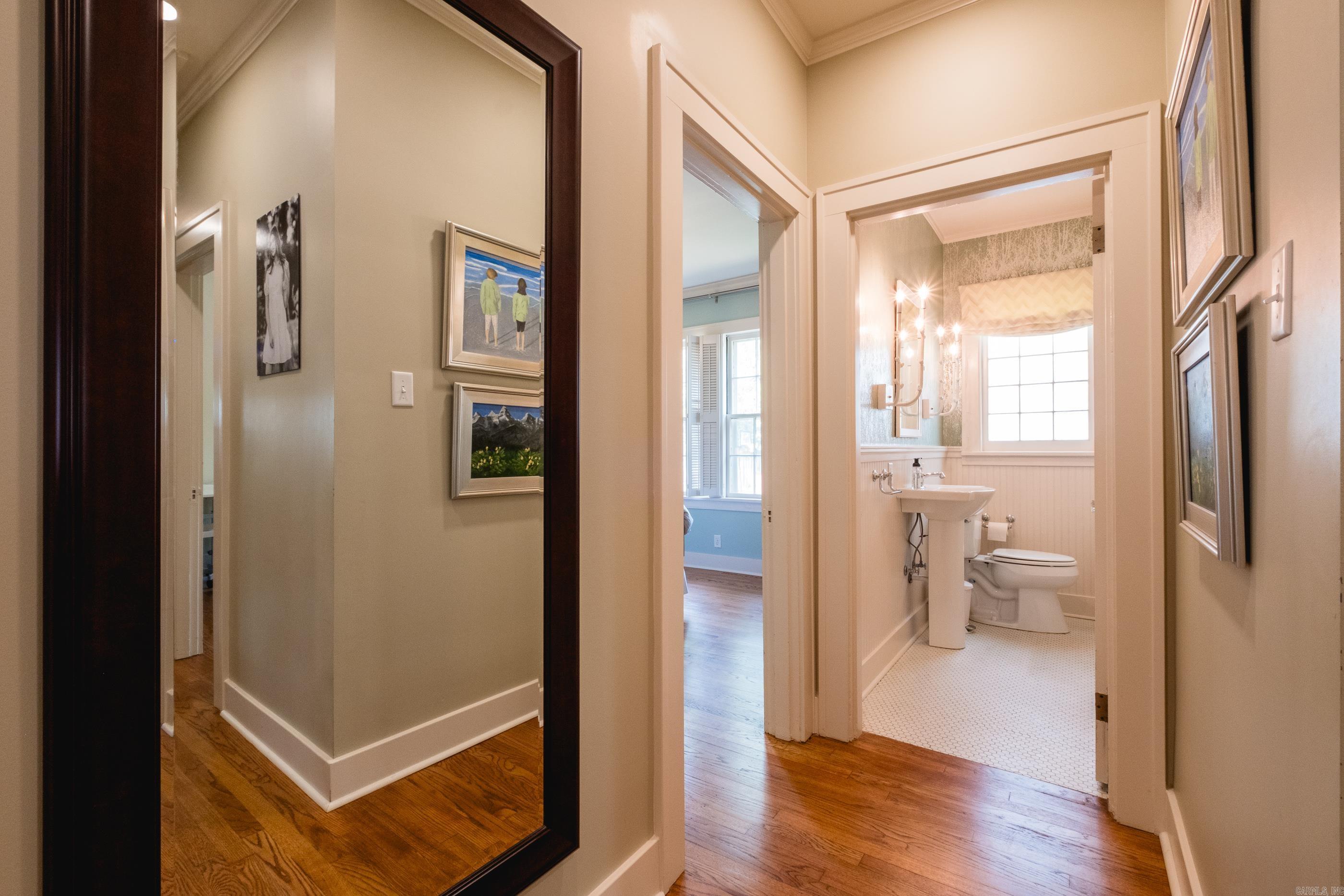 NEWTONS - Residential