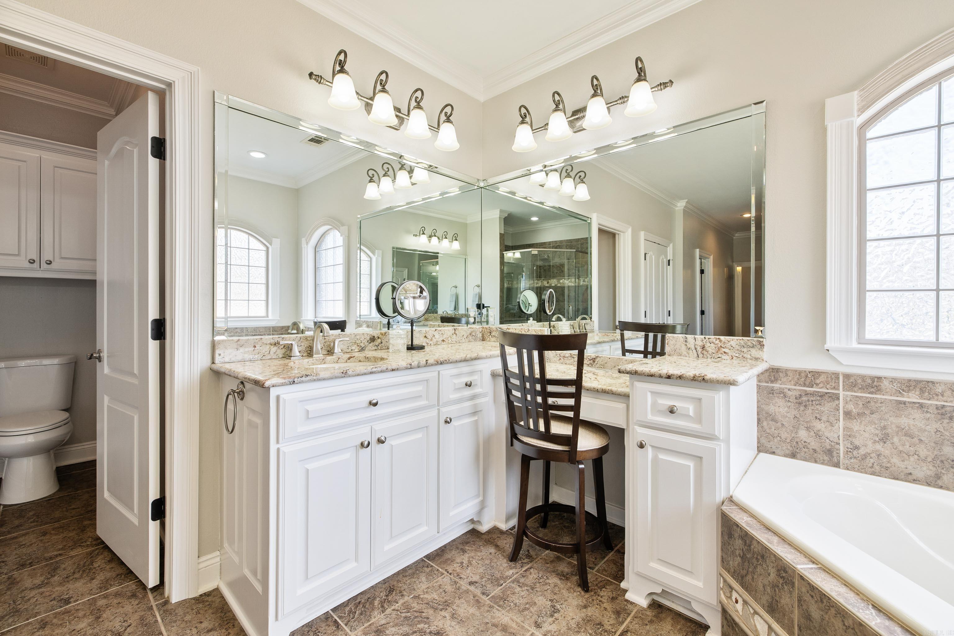 WESTSHORE ADDN HURRICANE LAKE ES - Residential