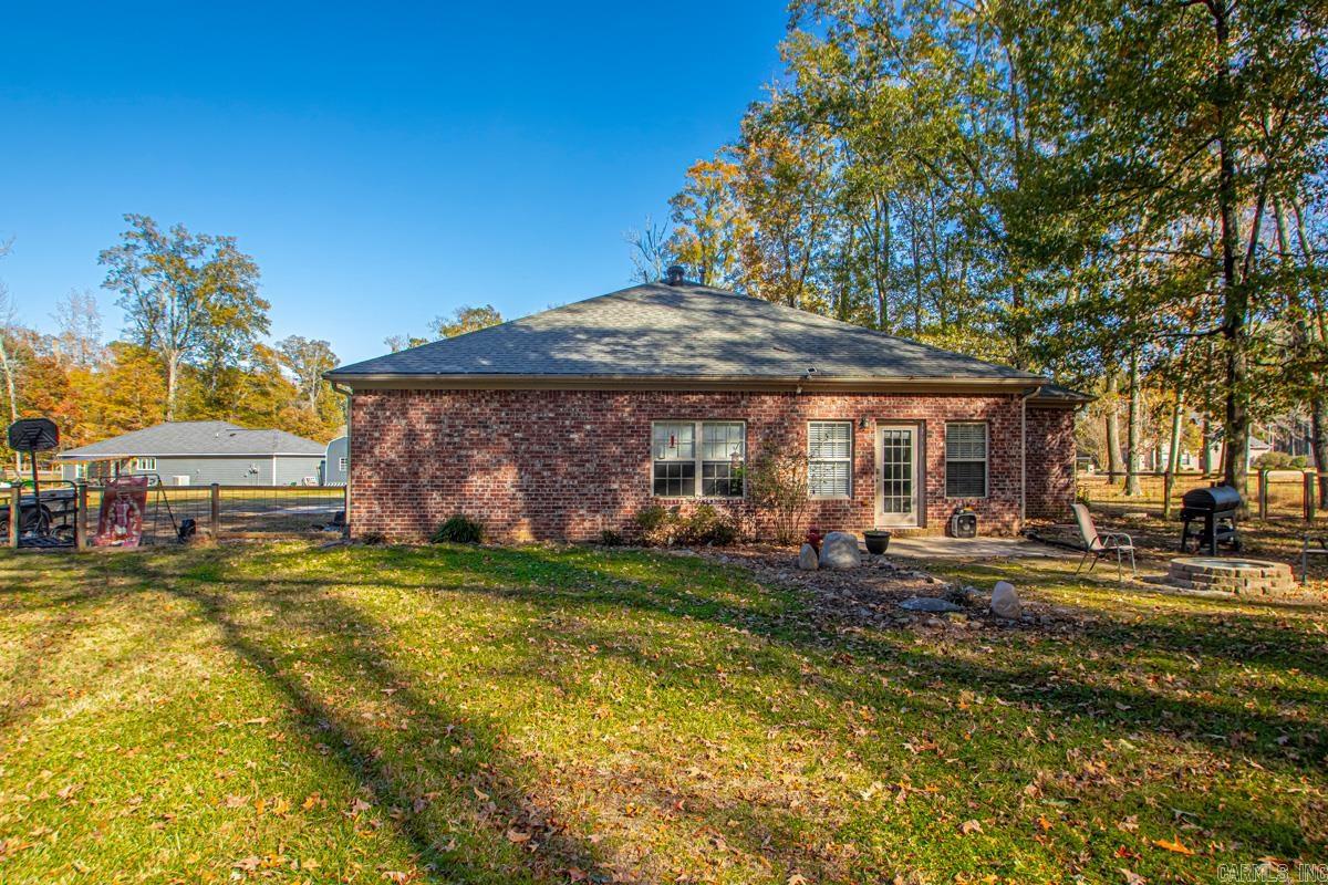 WILLIAMSBURG COVE - Residential