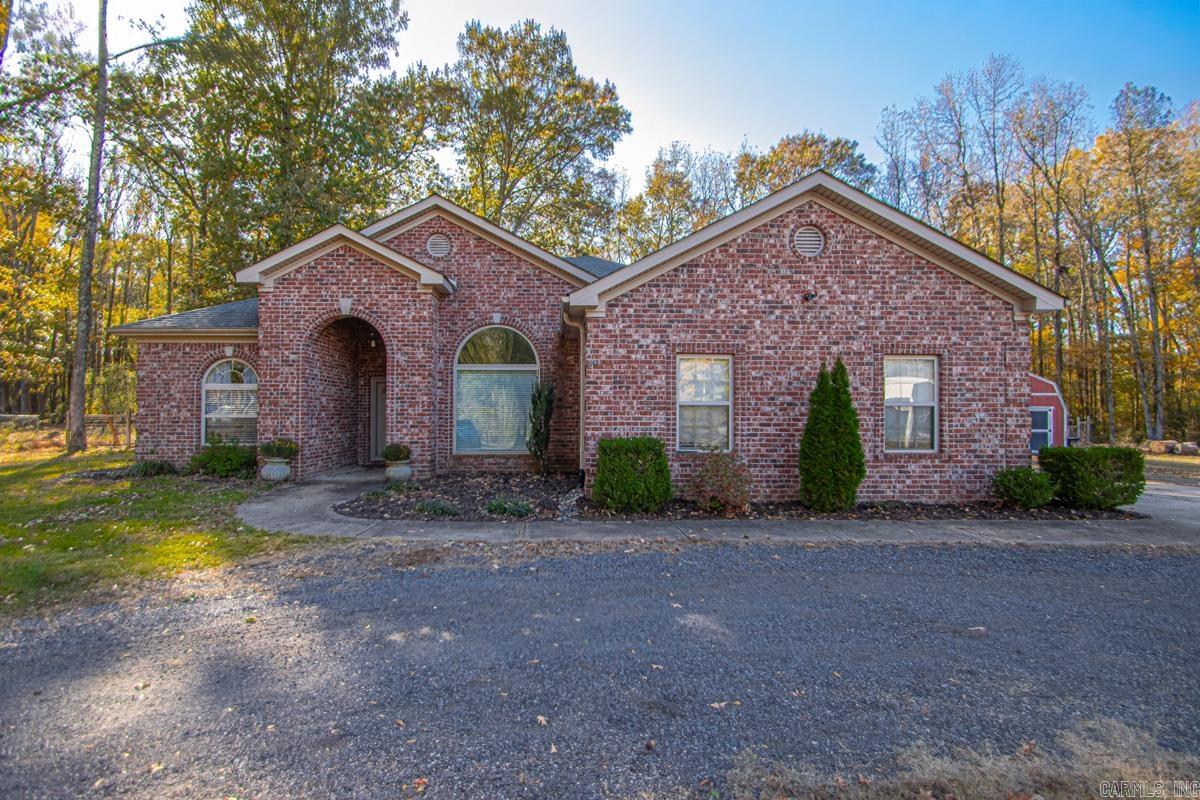 WILLIAMSBURG COVE - Residential