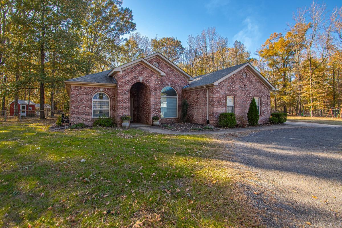 WILLIAMSBURG COVE - Residential