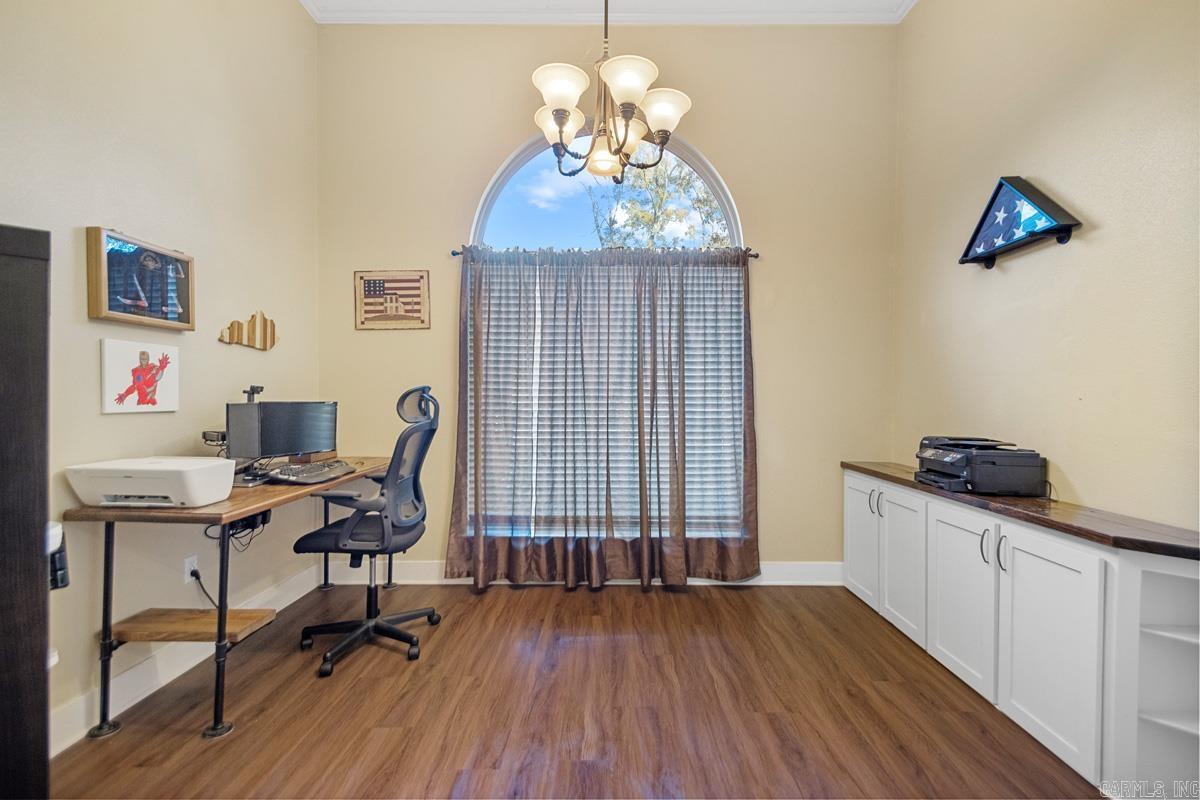 WILLIAMSBURG COVE - Residential