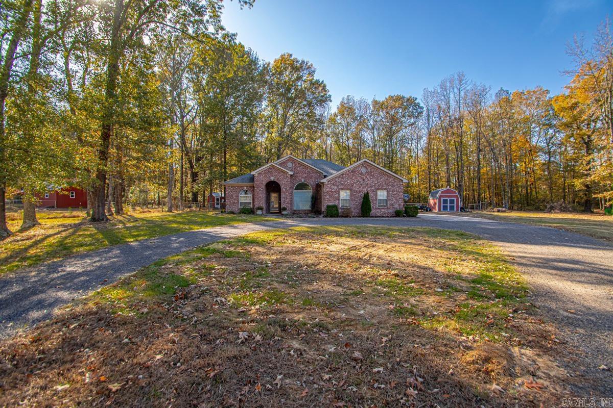 WILLIAMSBURG COVE - Residential