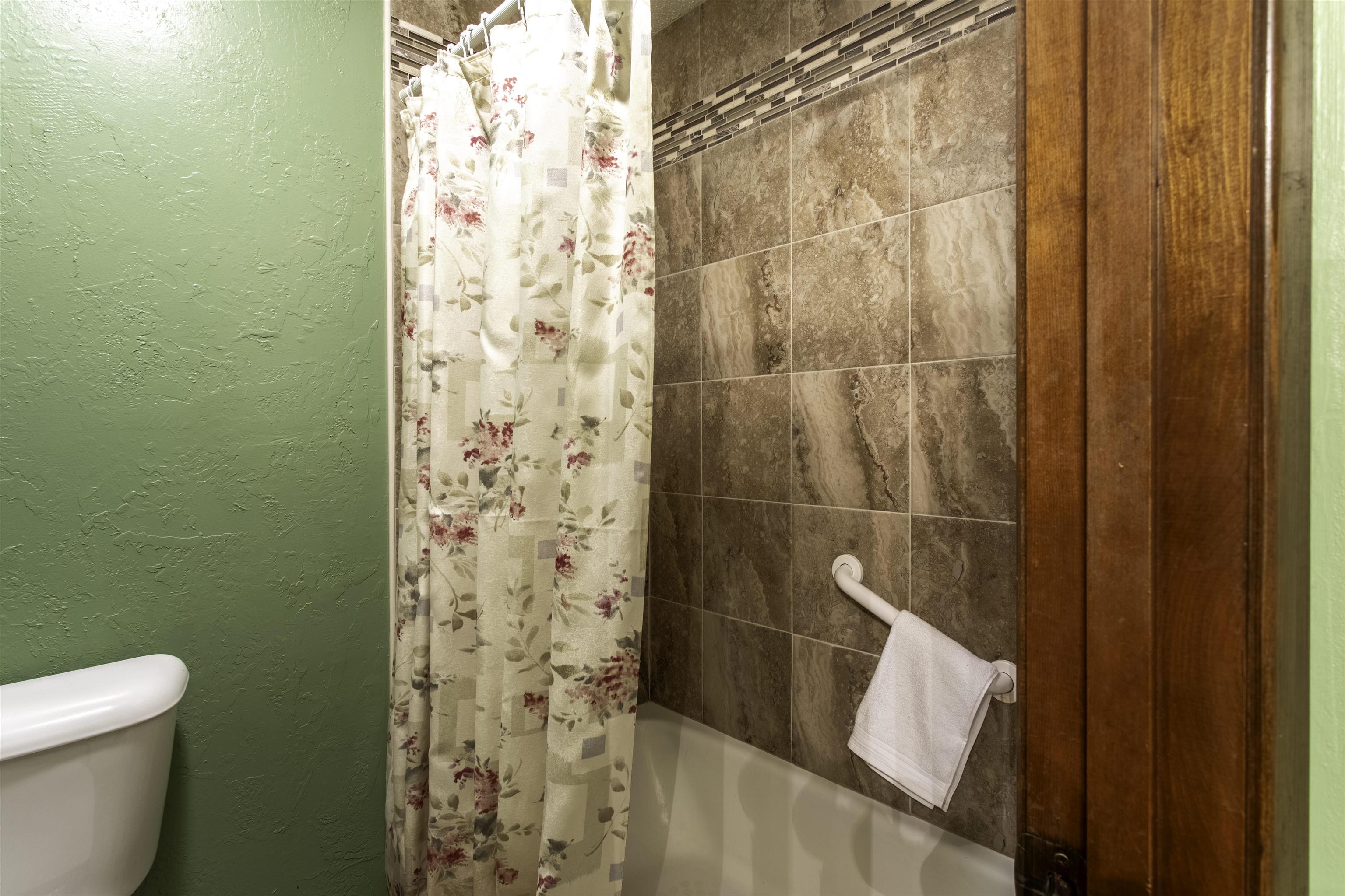 CREE SECOND - Residential