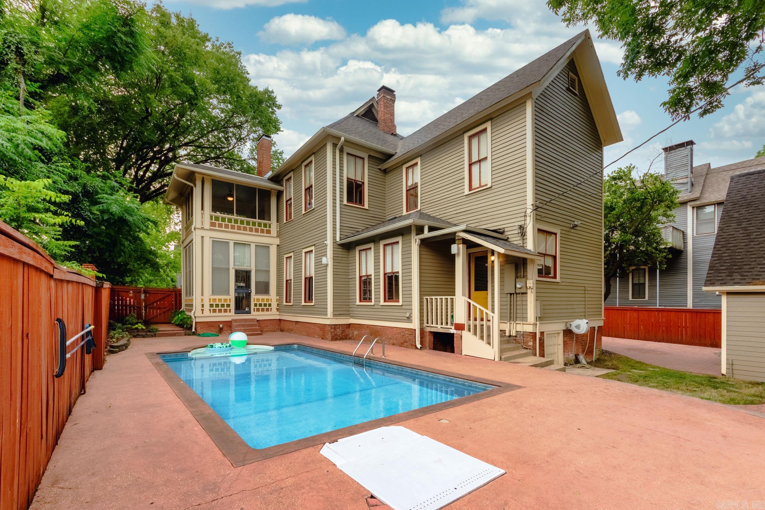 CITY OF LR - Residential