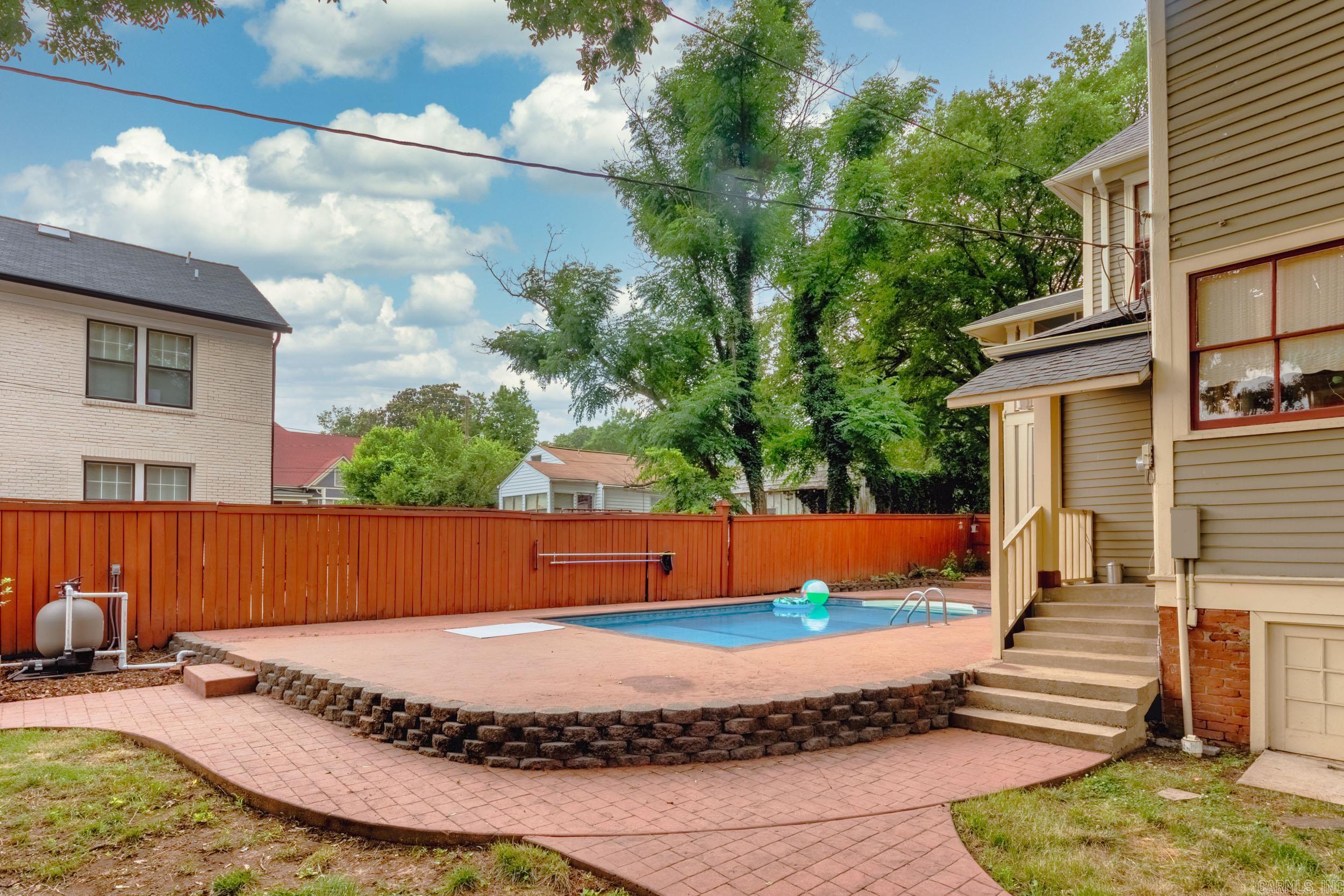 CITY OF LR - Residential