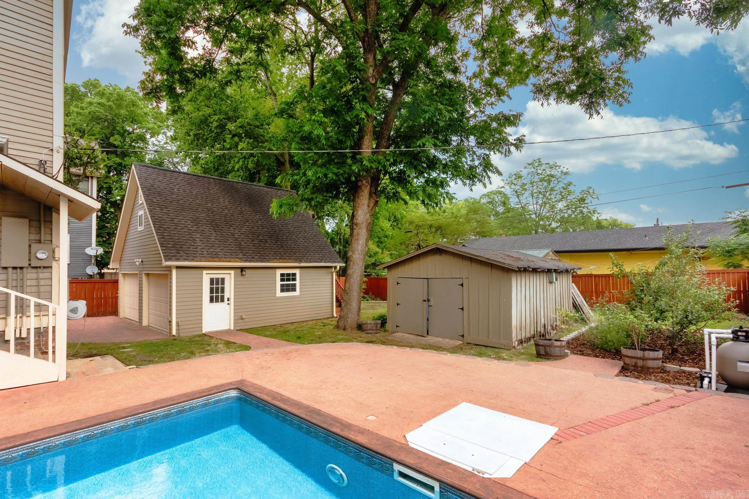 CITY OF LR - Residential