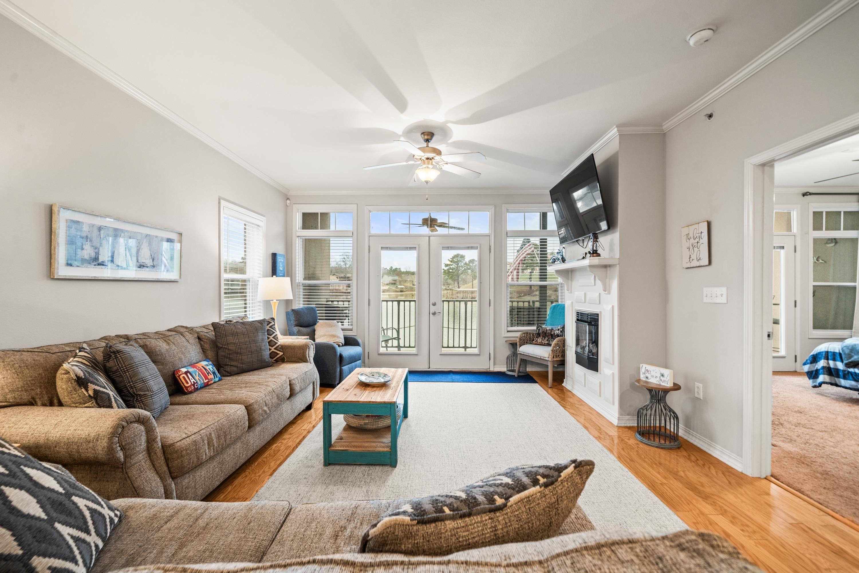 GRAND POINTE VIEW HPR - Residential