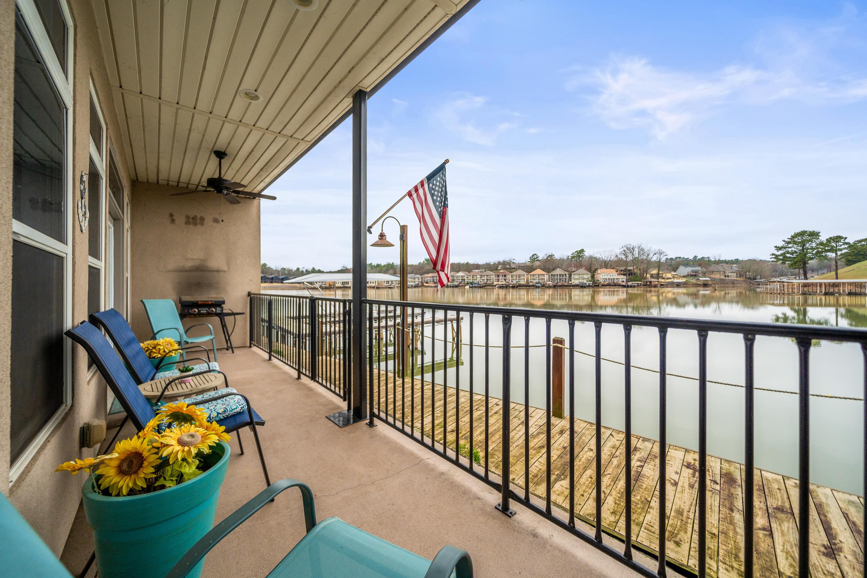 GRAND POINTE VIEW HPR - Residential