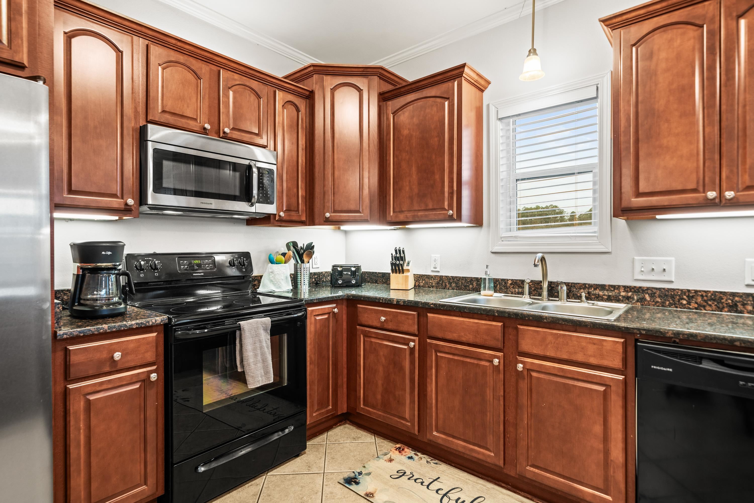 GRAND POINTE VIEW HPR - Residential