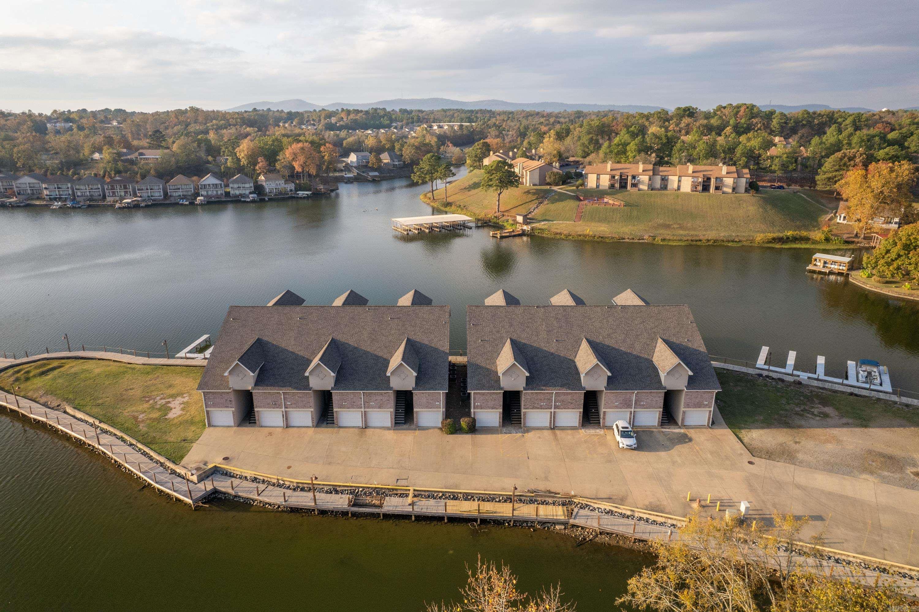 GRAND POINTE VIEW HPR - Residential