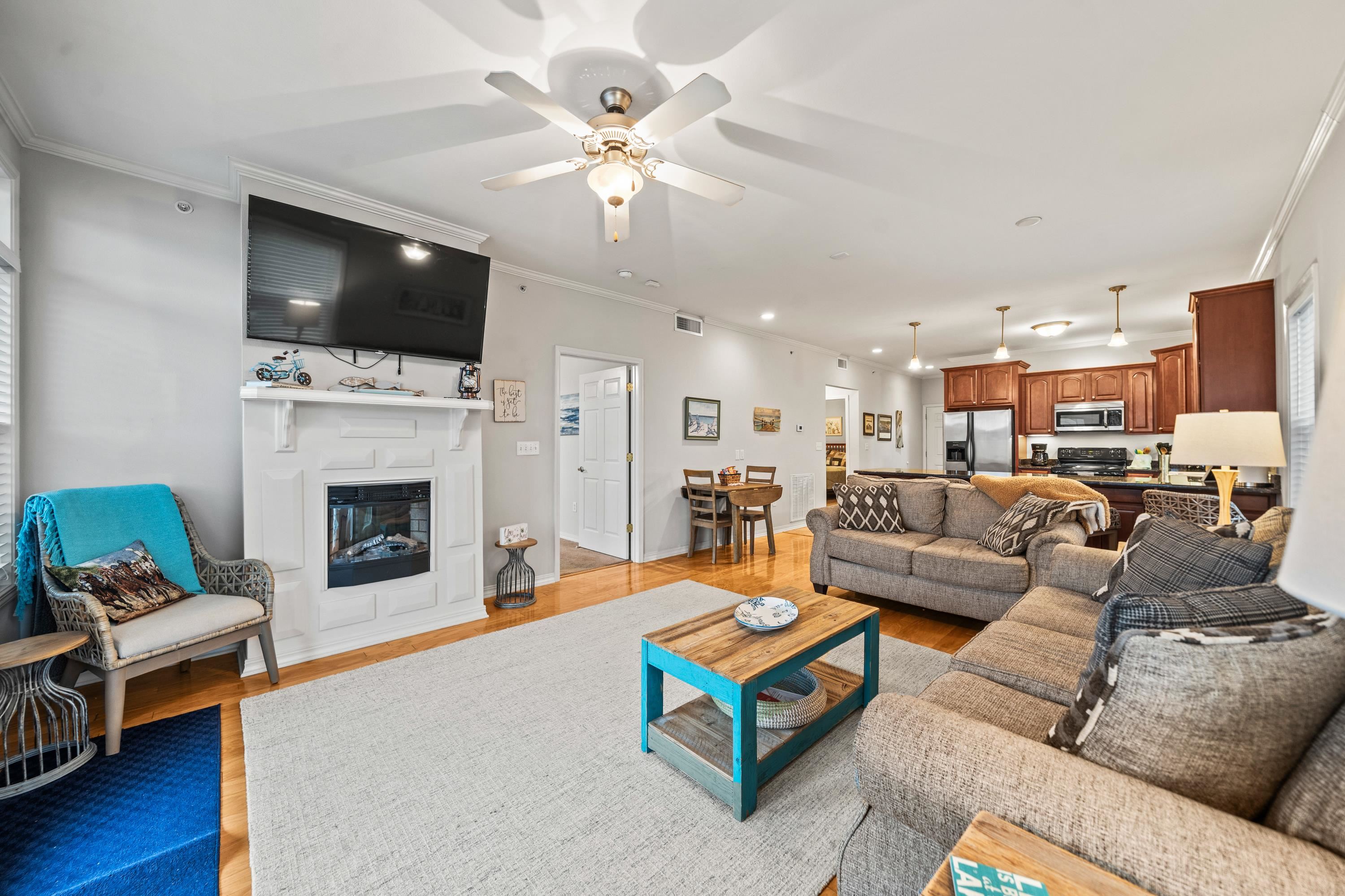 GRAND POINTE VIEW HPR - Residential