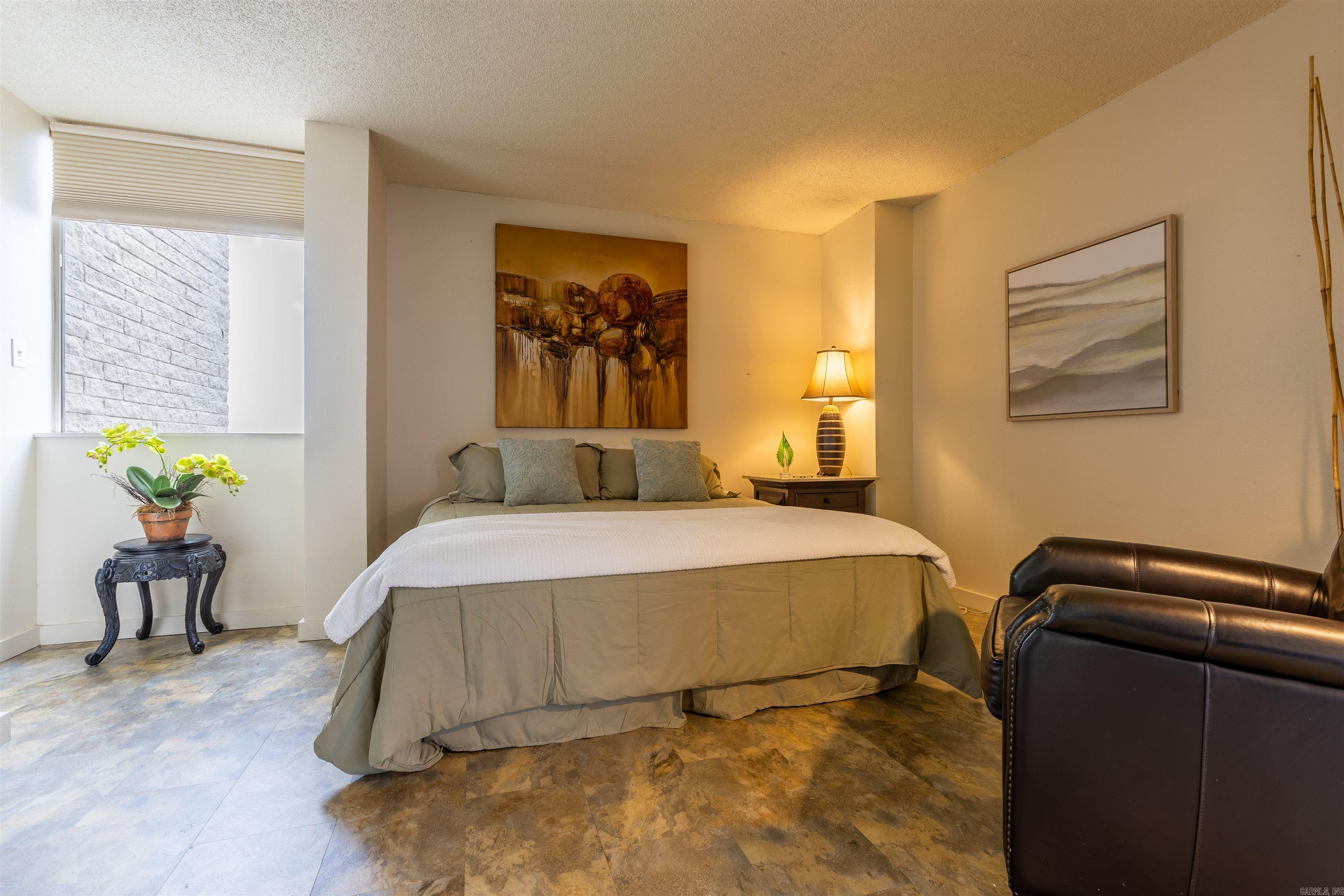 Quapaw Tower HPR - Residential Lease