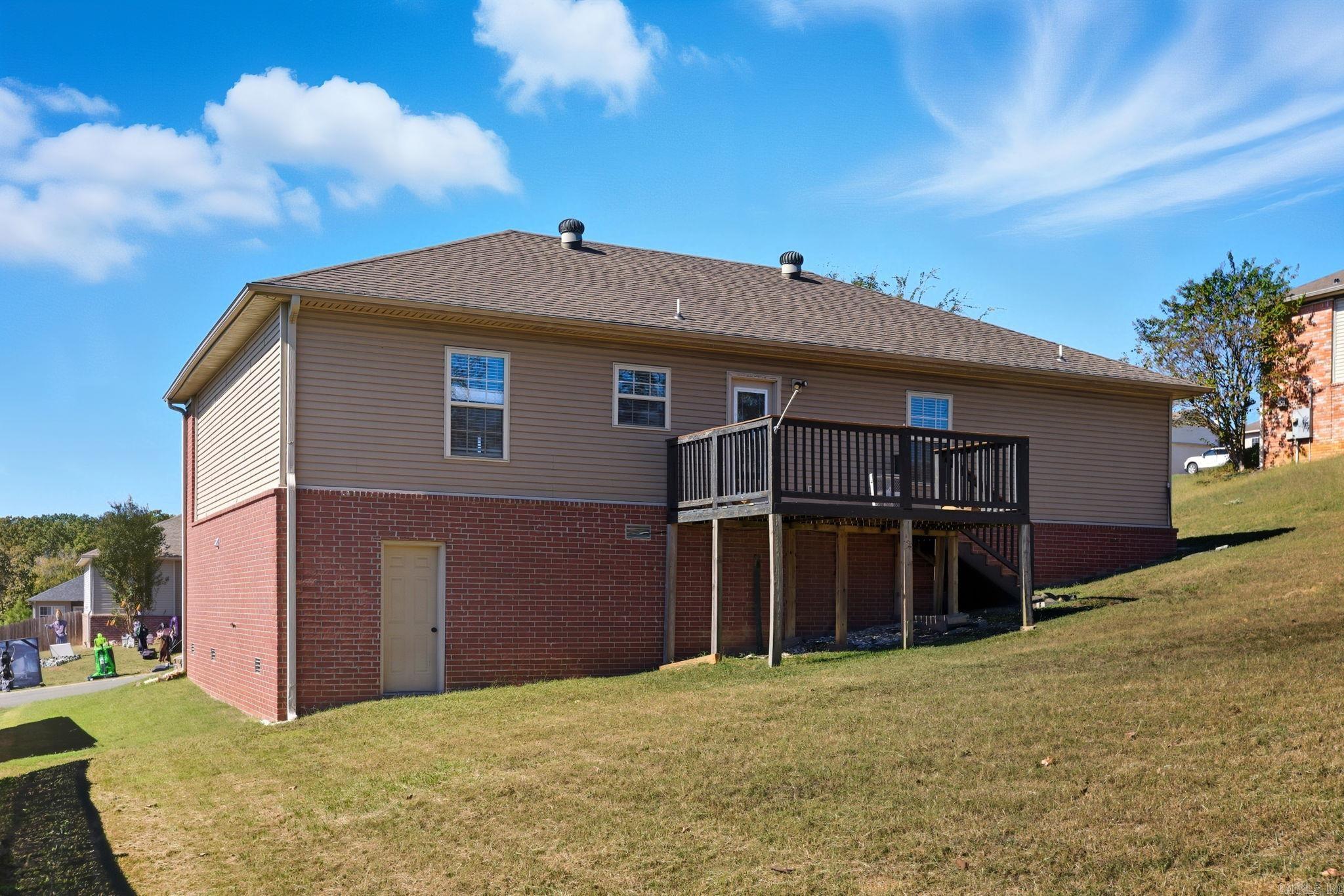 WEATHERING HEIGHTS - Residential