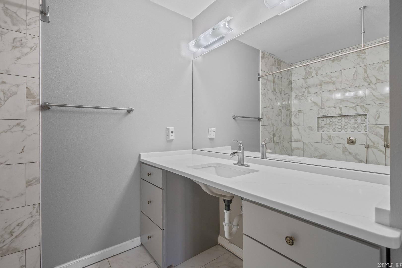 Diamondhead L1 - Residential