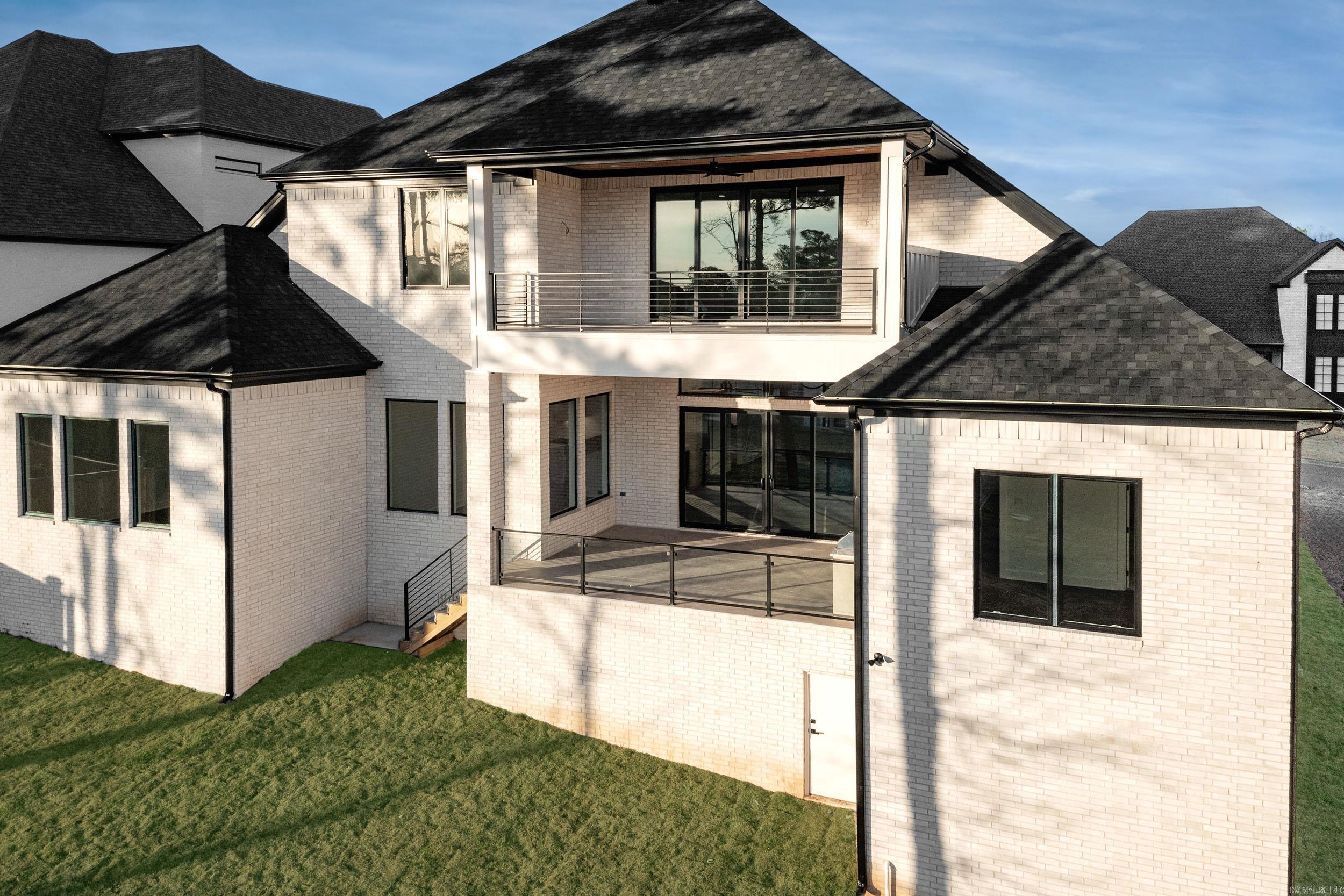 CHENAL VALLEY "FALSTONE COURT" - Residential