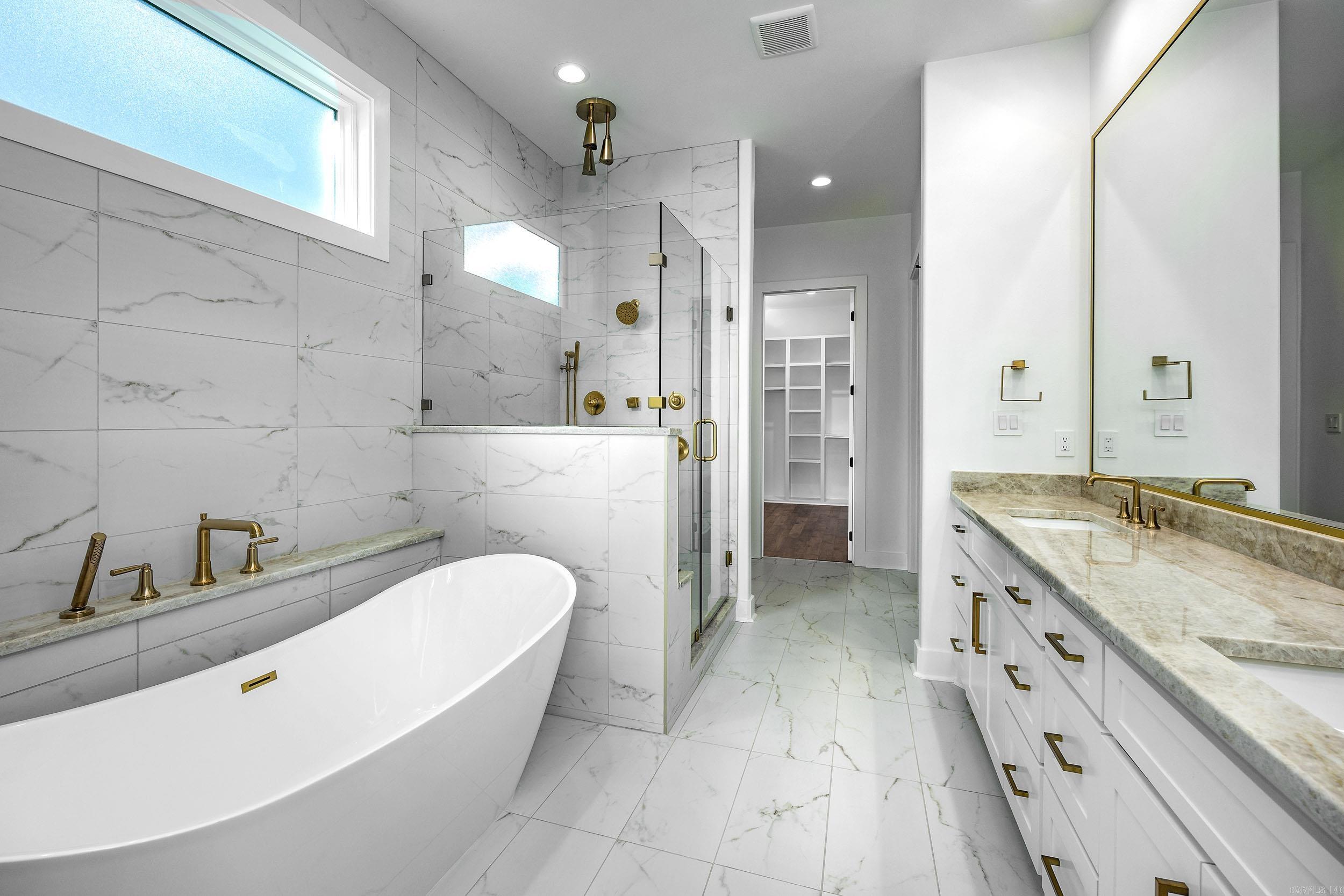 CHENAL VALLEY "FALSTONE COURT" - Residential