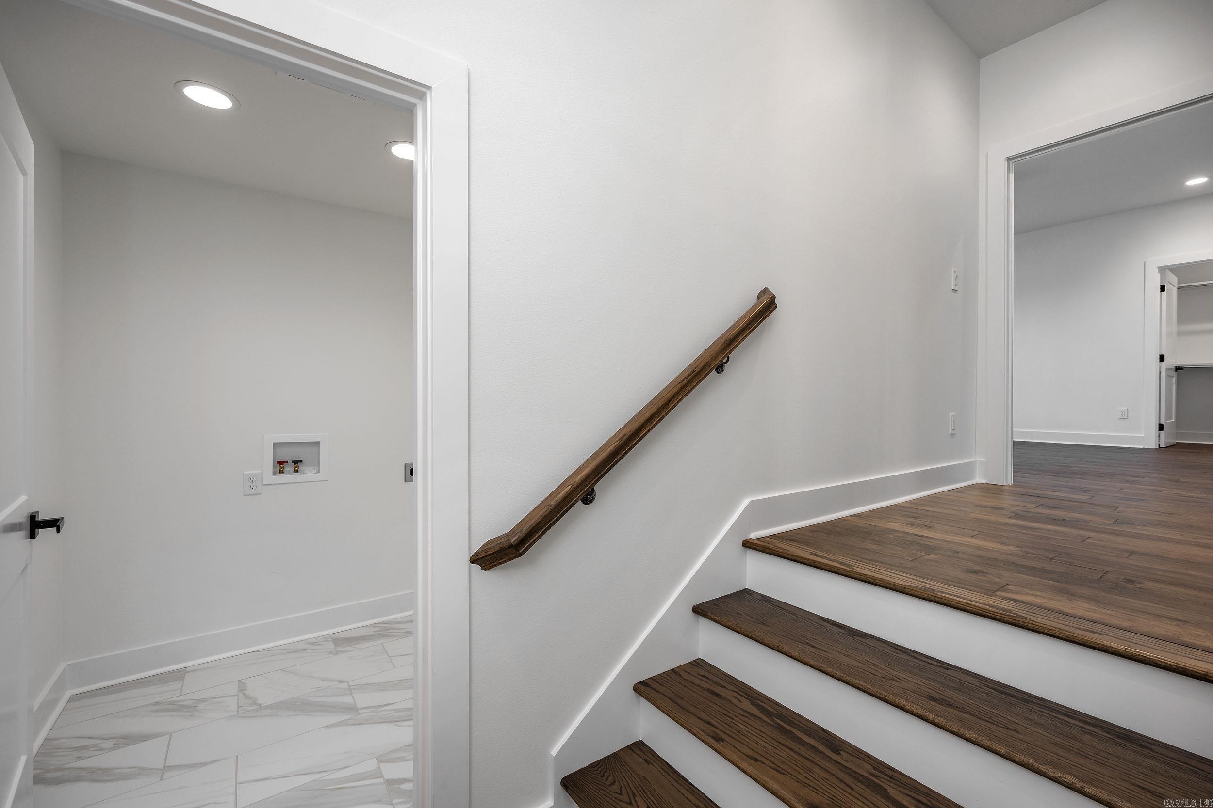 CHENAL VALLEY "FALSTONE COURT" - Residential