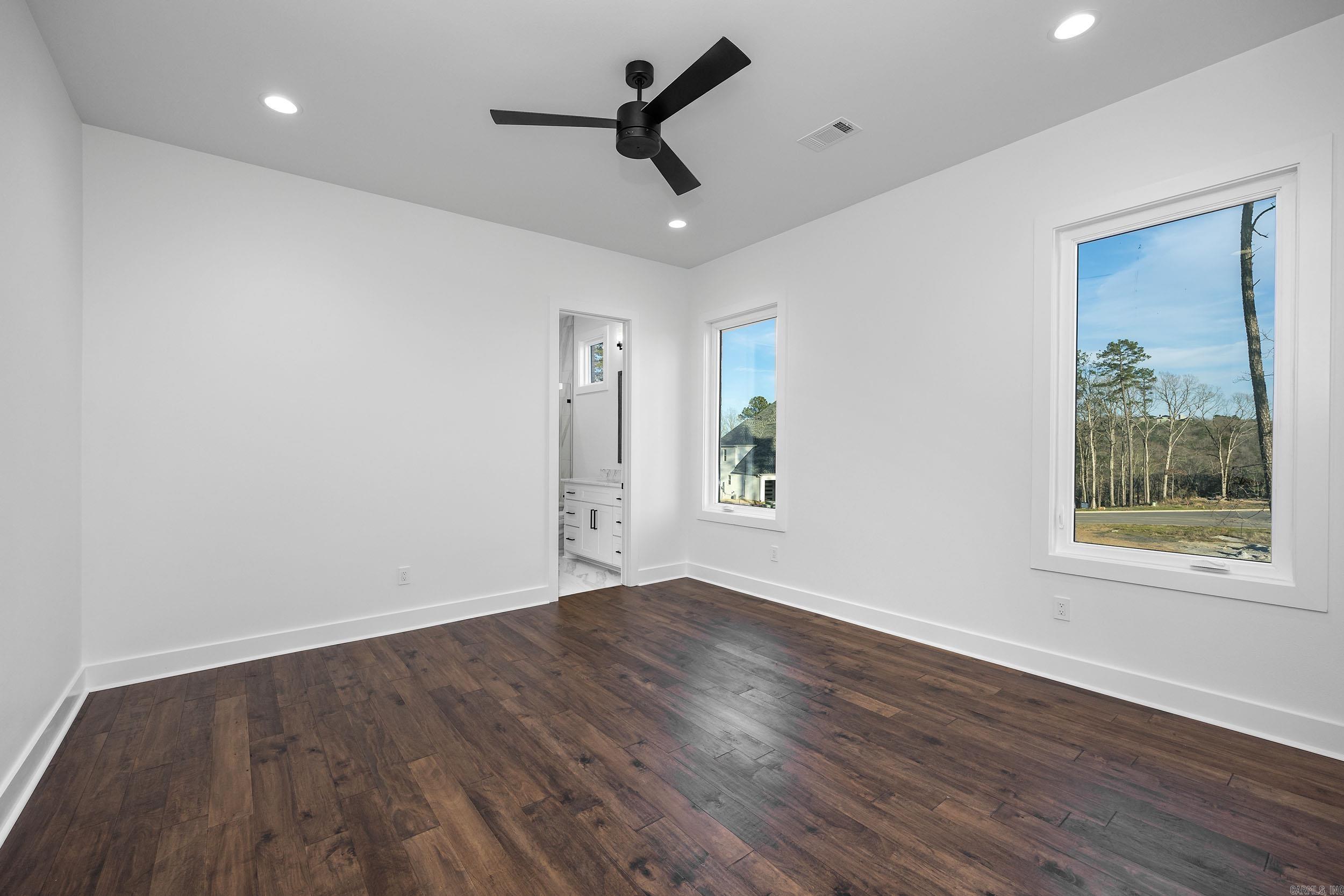 CHENAL VALLEY "FALSTONE COURT" - Residential