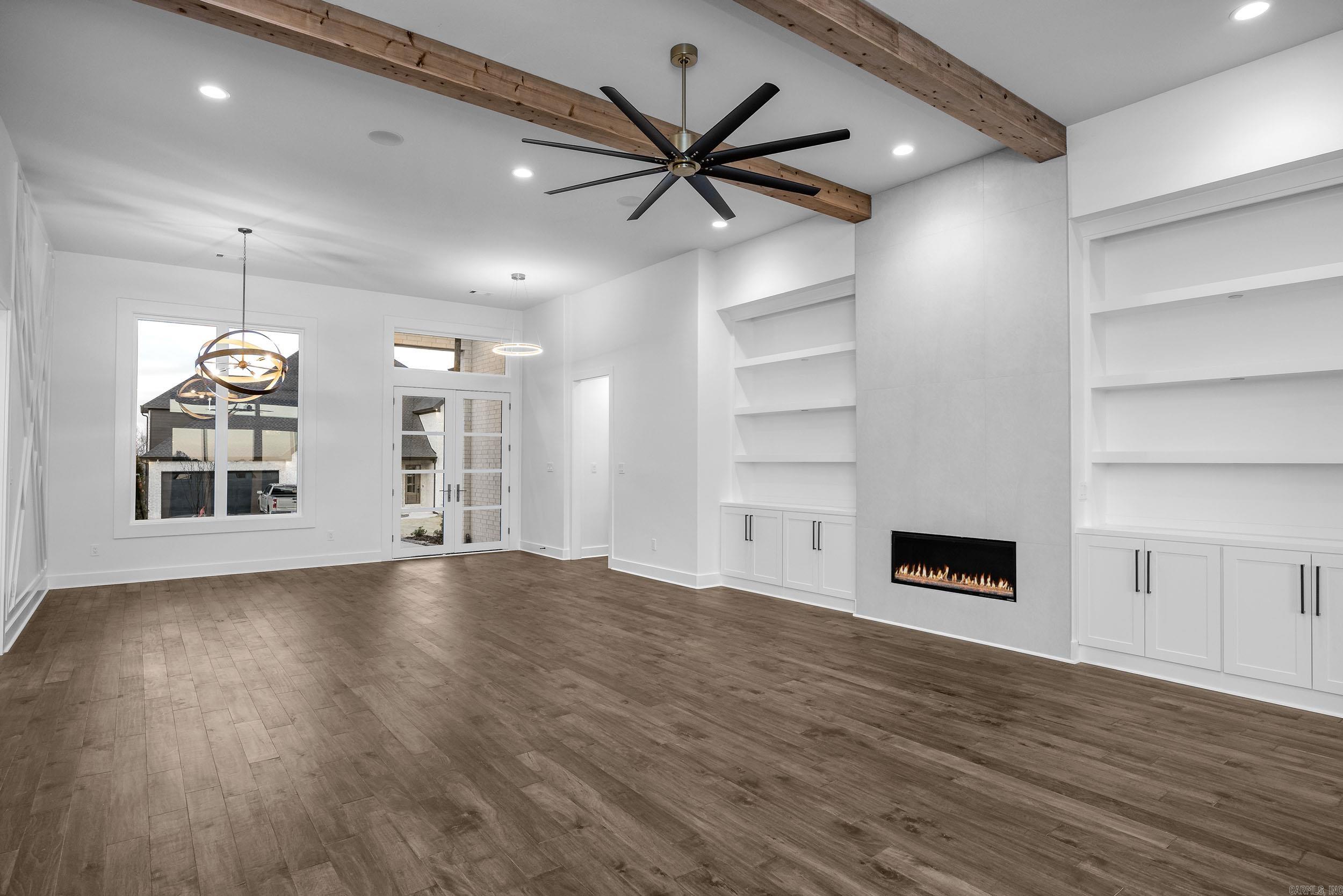 CHENAL VALLEY "FALSTONE COURT" - Residential