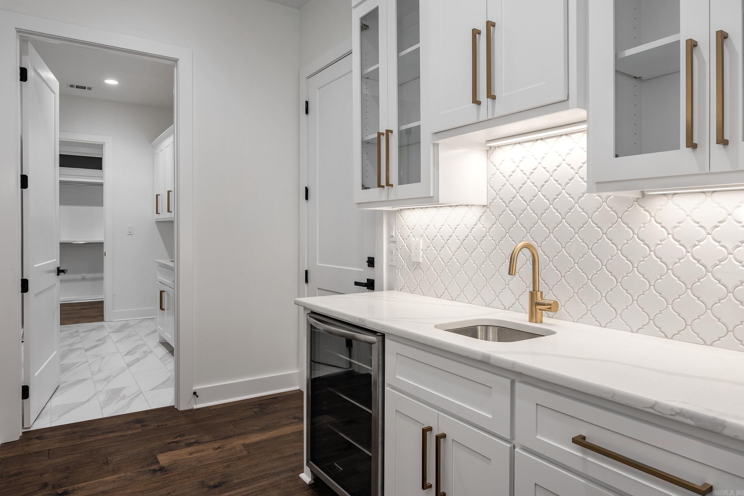 CHENAL VALLEY "FALSTONE COURT" - Residential