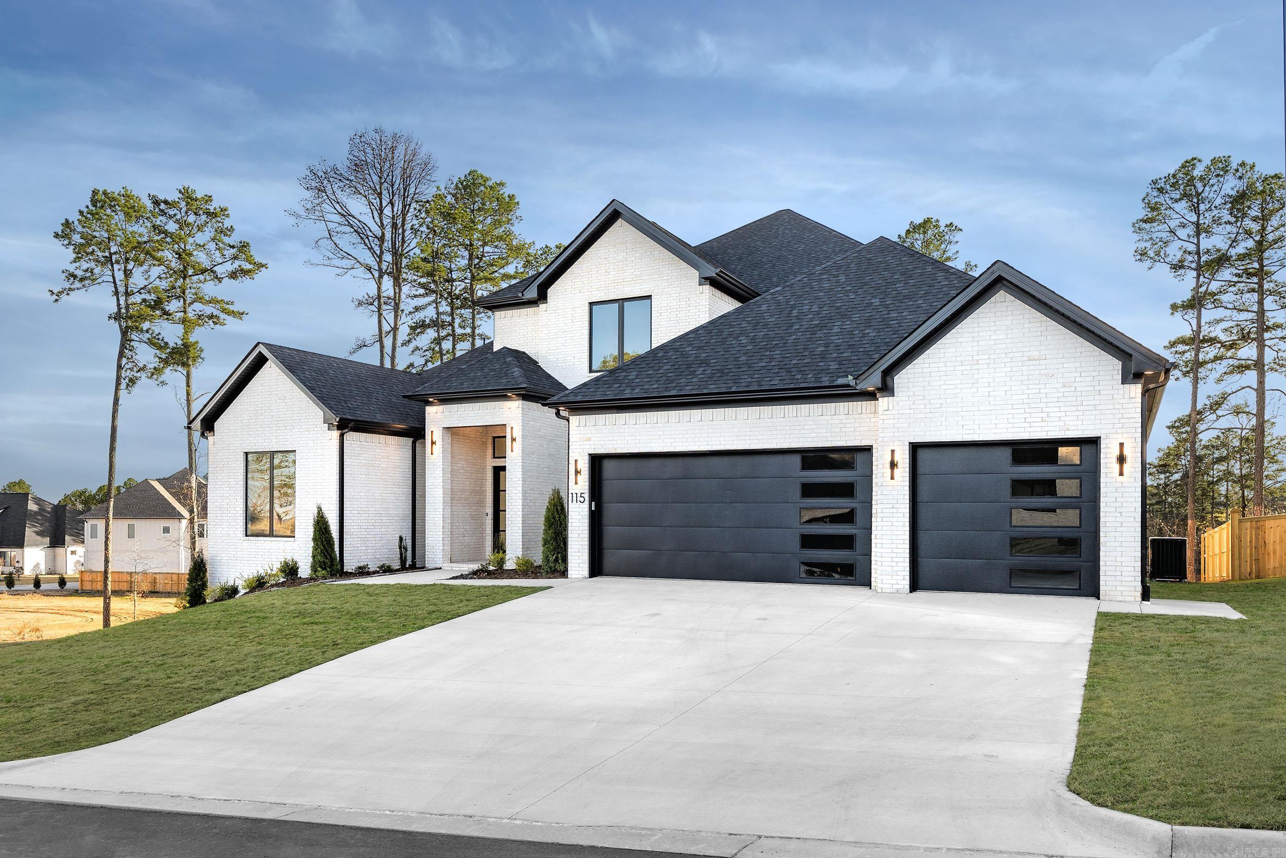 CHENAL VALLEY "FALSTONE COURT" - Residential