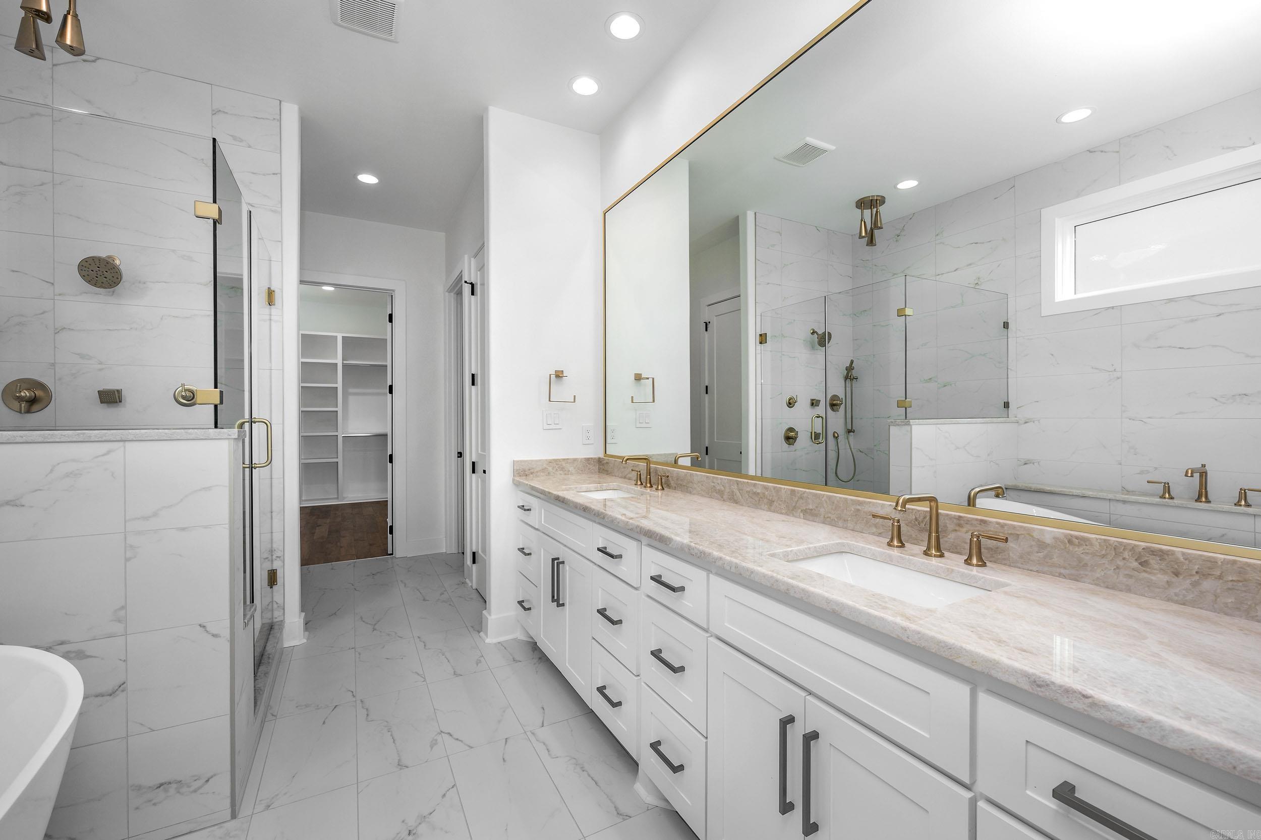 CHENAL VALLEY "FALSTONE COURT" - Residential