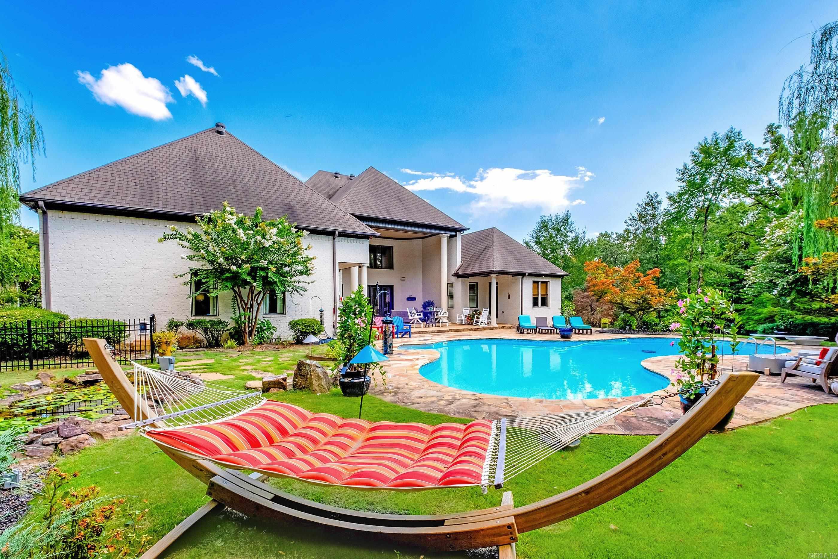 CHENAL VALLEY DEAUVILLE PLACE - Residential