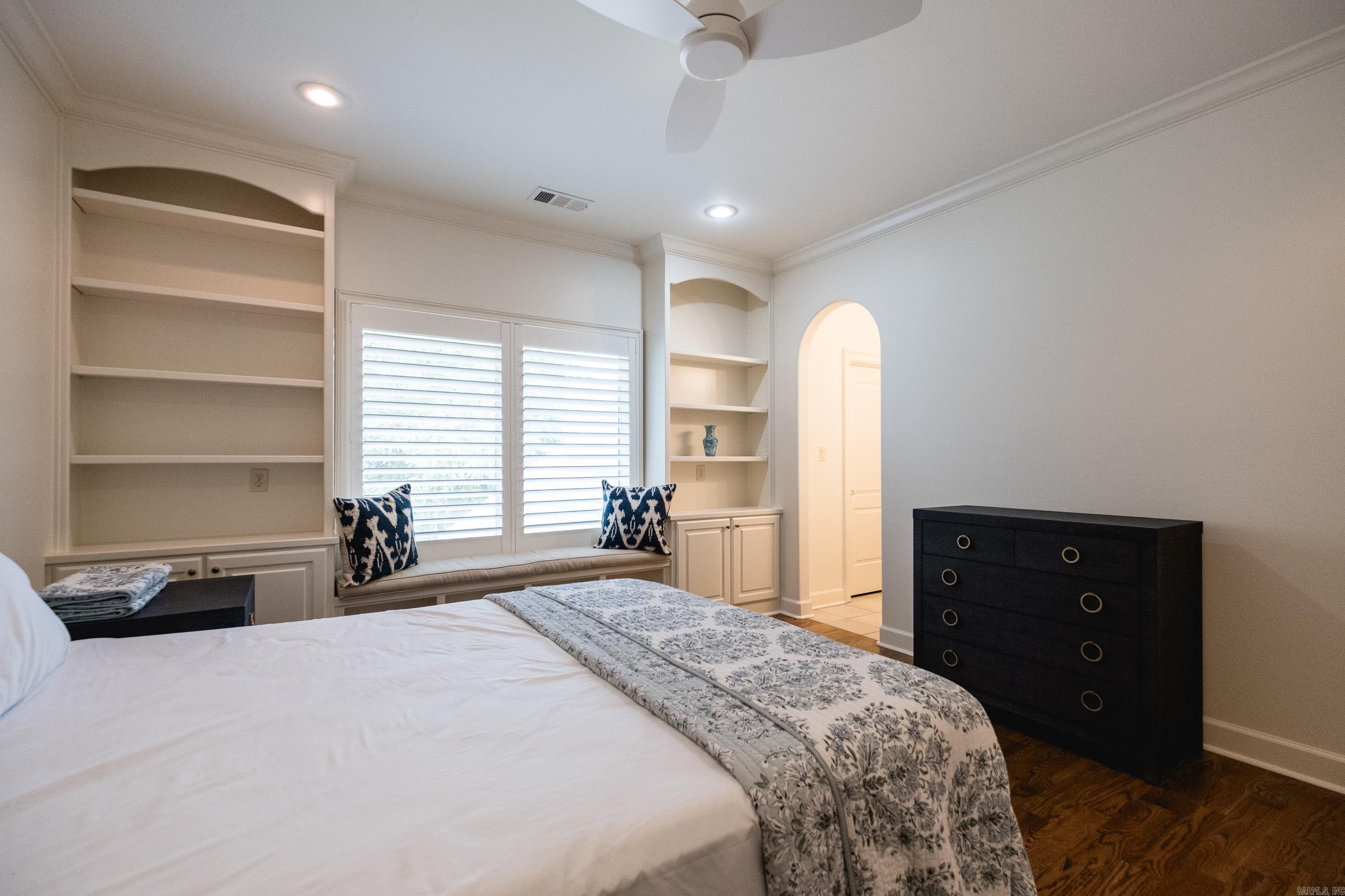 CHENAL VALLEY DEAUVILLE PLACE - Residential