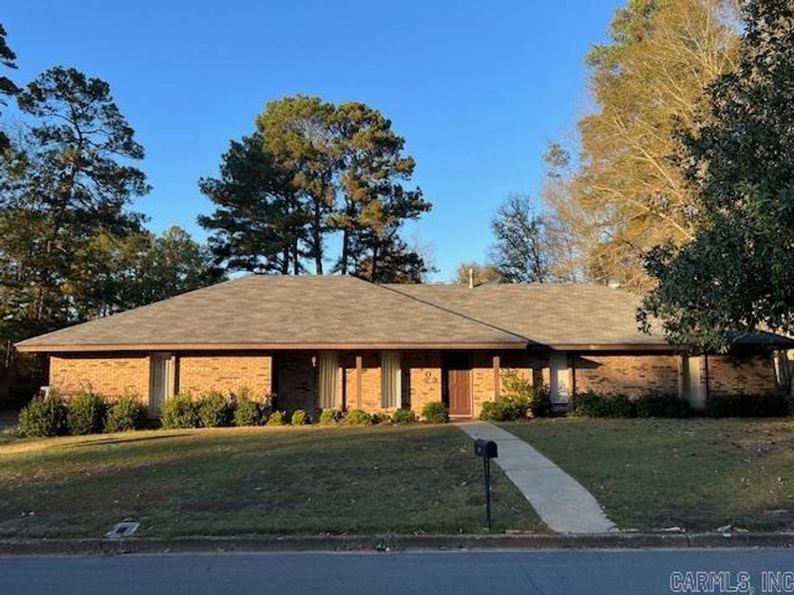 LIVE and ONLINE AUCTION Selling Regardless of Price on Auction Day (Saturday December 30, 2023 at 10 AM) We also will selling the Personal Property during the live Auction. The Real Estate Auction will be Live and Online.  A very clean 1,600± SF 3 Bedroom, 2 Bath Brick Home with 2 Car Garage on a Large Corner Lot with small Creek in quite neighborhood. CH&A, Gas or Wood Burning Fireplace, 2 Car Garage, Small Creek, Fenced Back Yard.  Located close to Ouachita Baptists University and Henderson State University, Historic Down Town Arkadelphia, Hospital/Dr. Offices, Brookshire's Grocery Store, Atwood's, Restaurants and Walmart Super Center. Just a few blocks off of I-30.