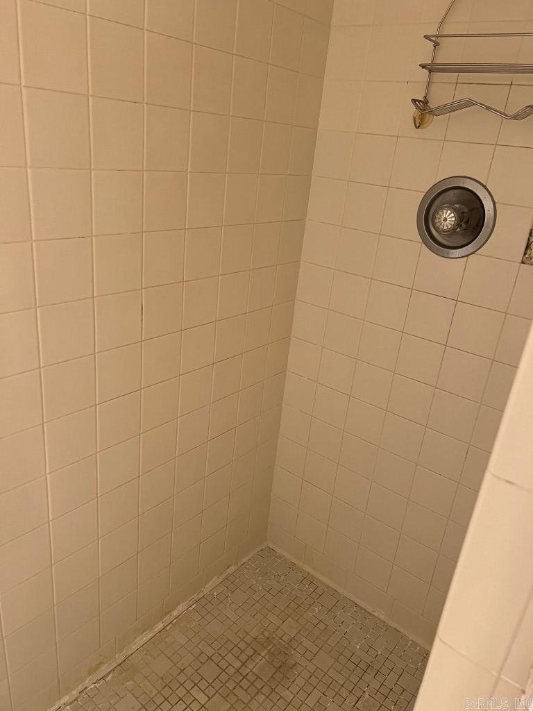 LEEWOOD ADDN - Residential