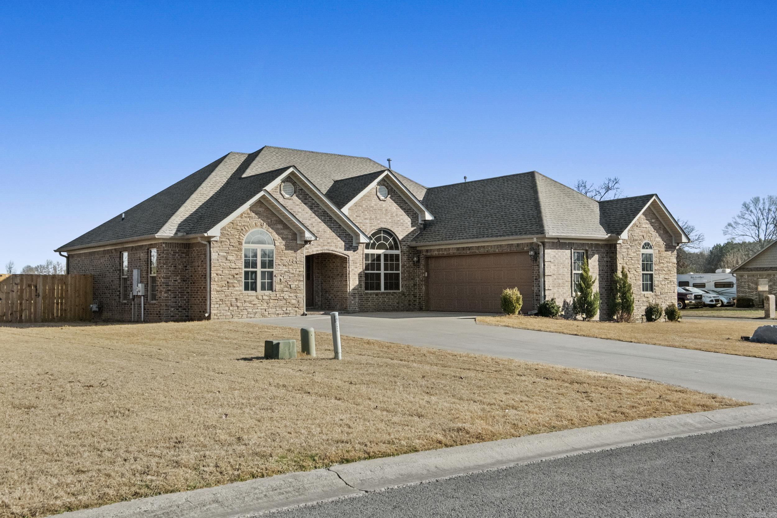 MAKENNA COVE - Residential