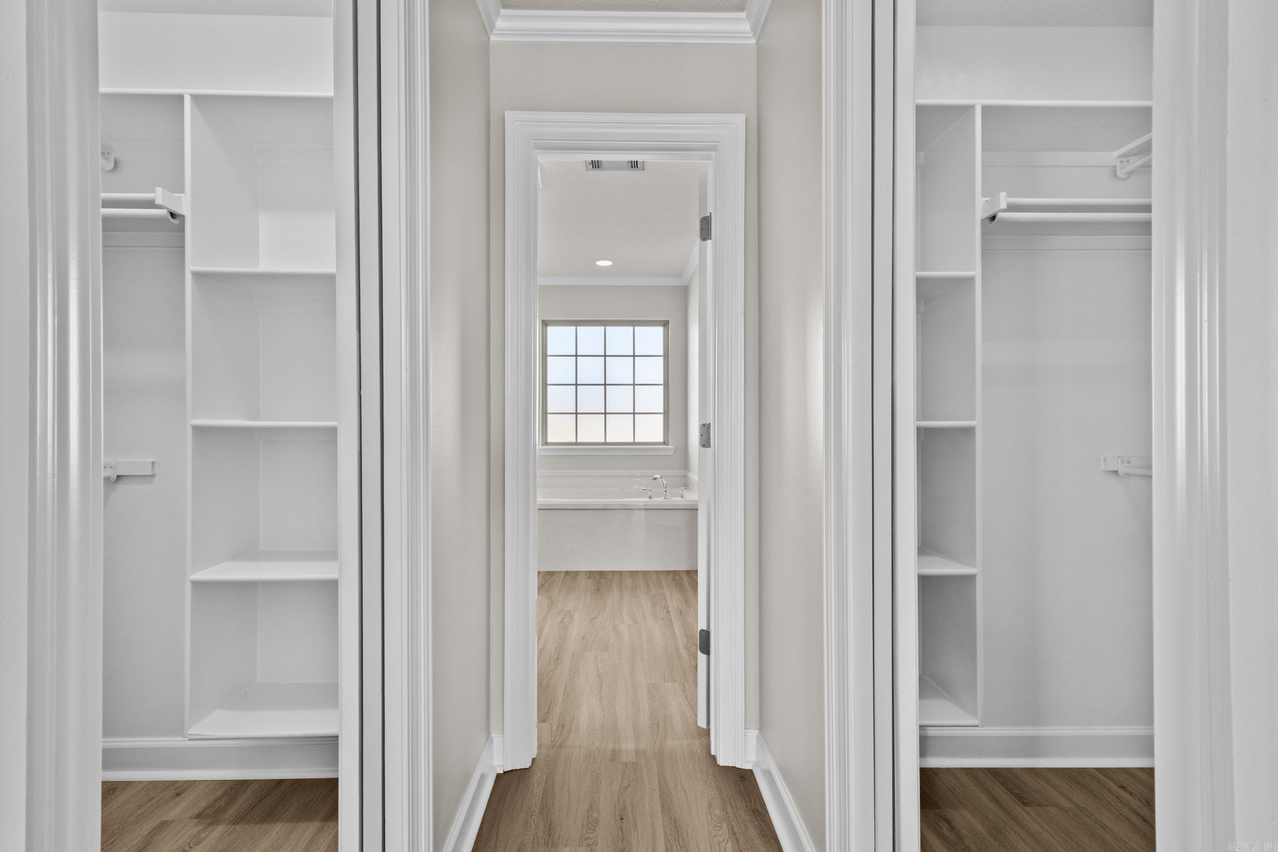 MAKENNA COVE - Residential