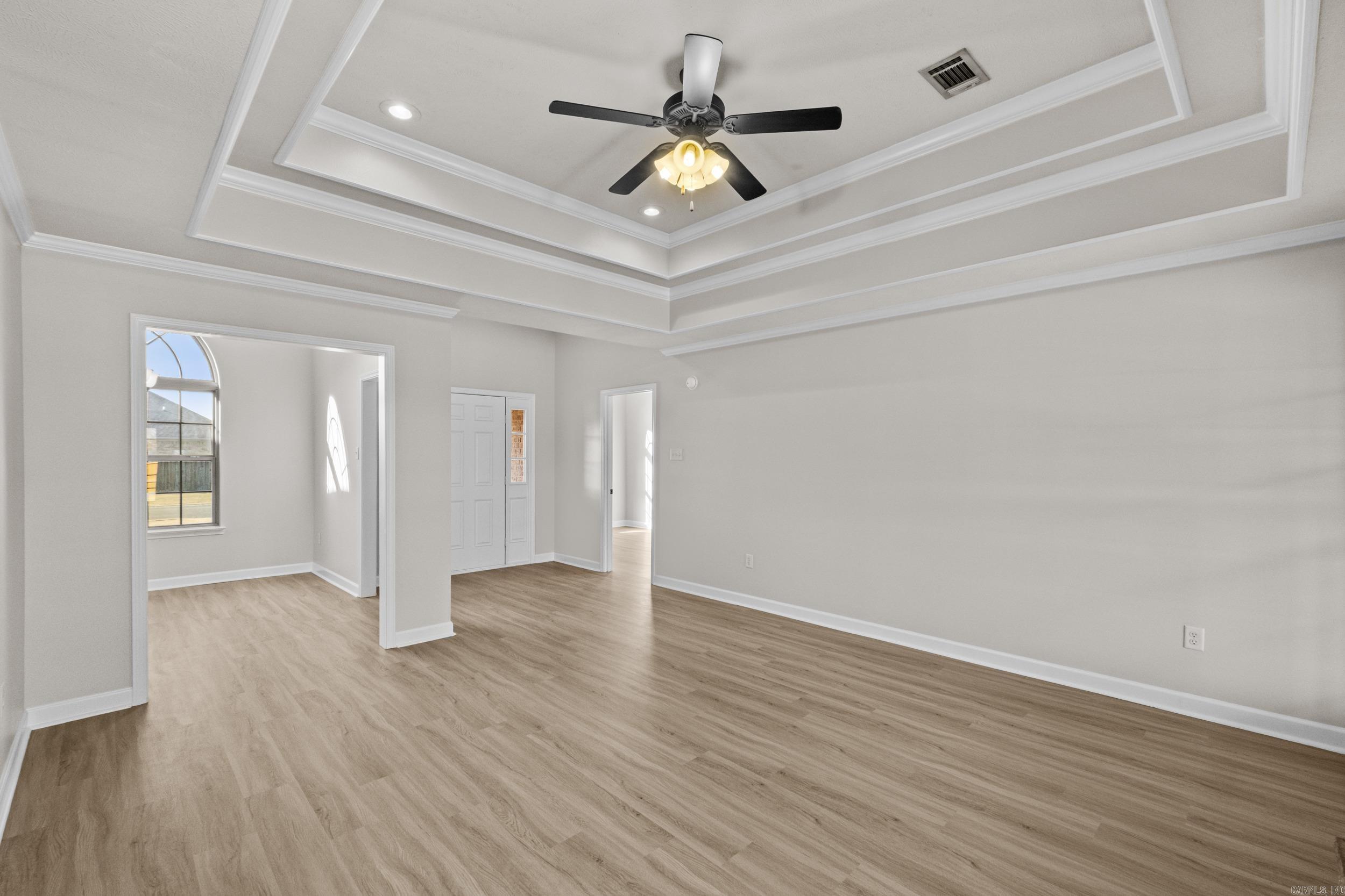 MAKENNA COVE - Residential